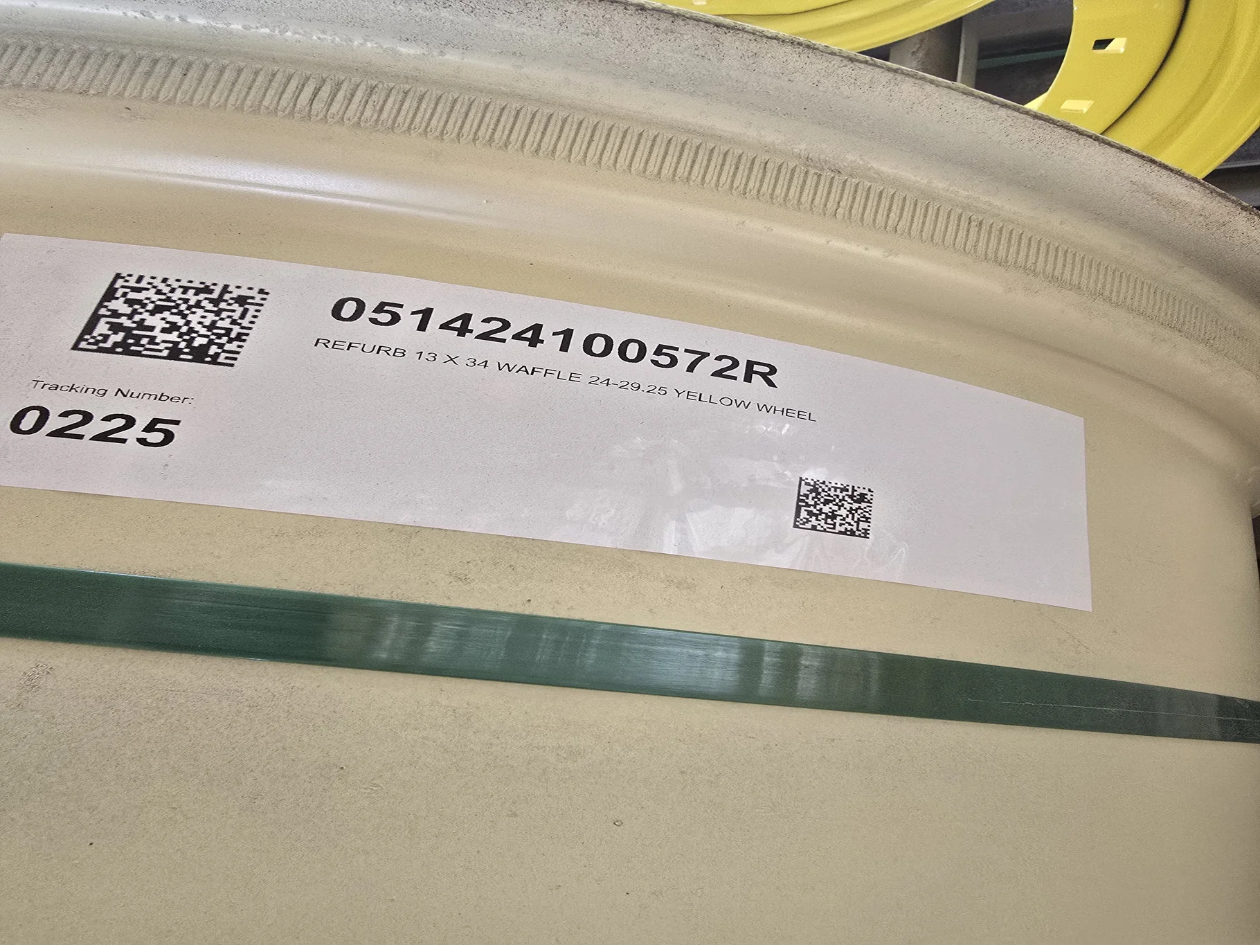 13 X 34 24-29.25 YELLOW WAFFLE WHEEL image 3