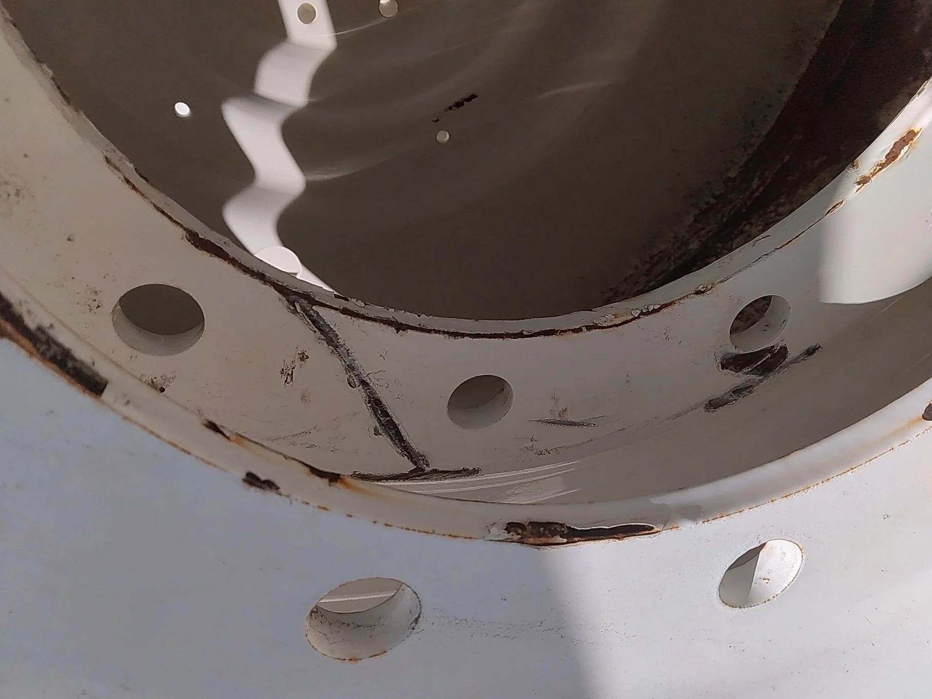 12 X 54 10-13.19-11.07-8.63IN WHITE WHEEL image 10