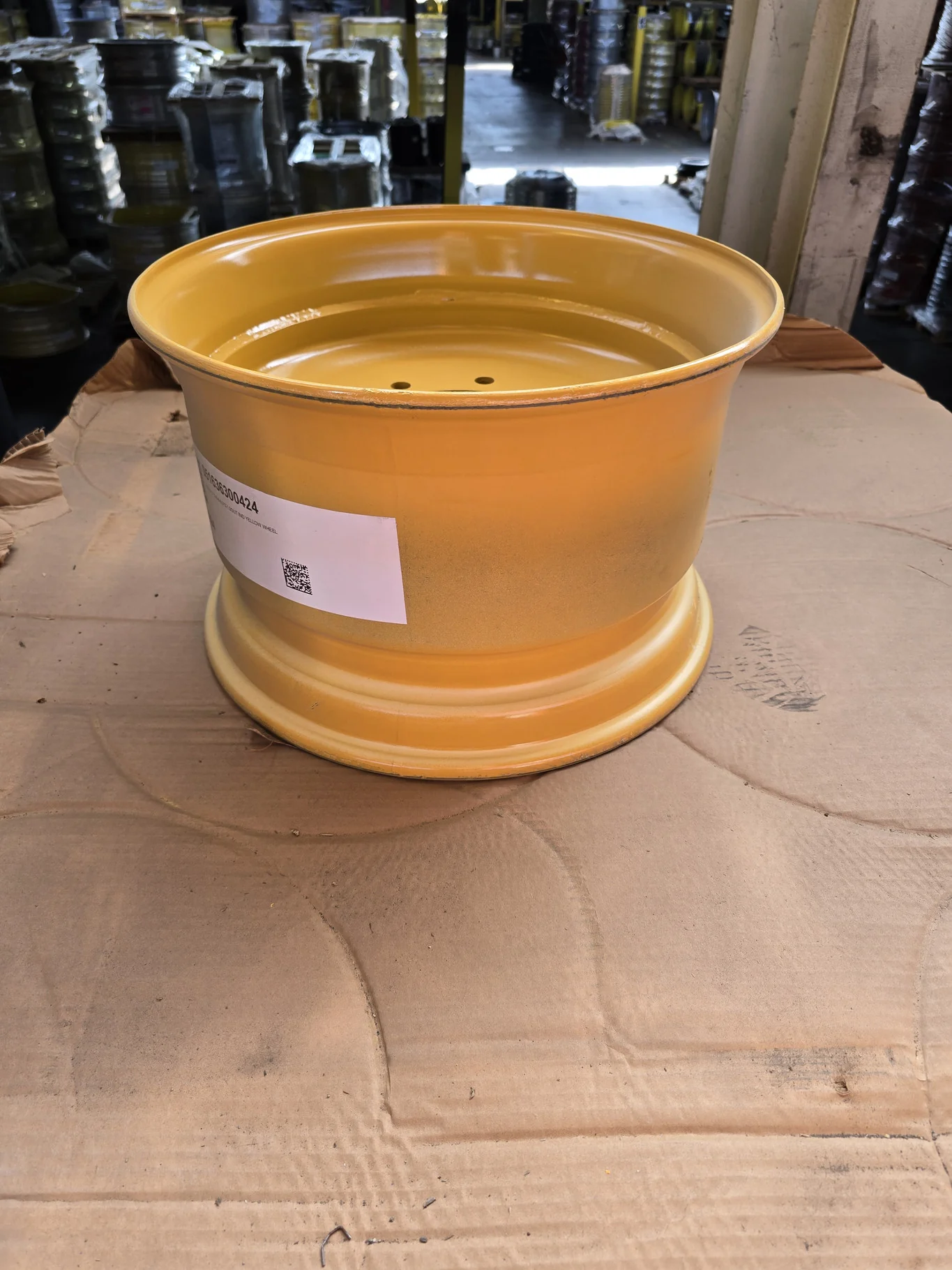 10.5 X 17.5 8-8-6.013-1.0OUT JD IND YELLOW WHEEL