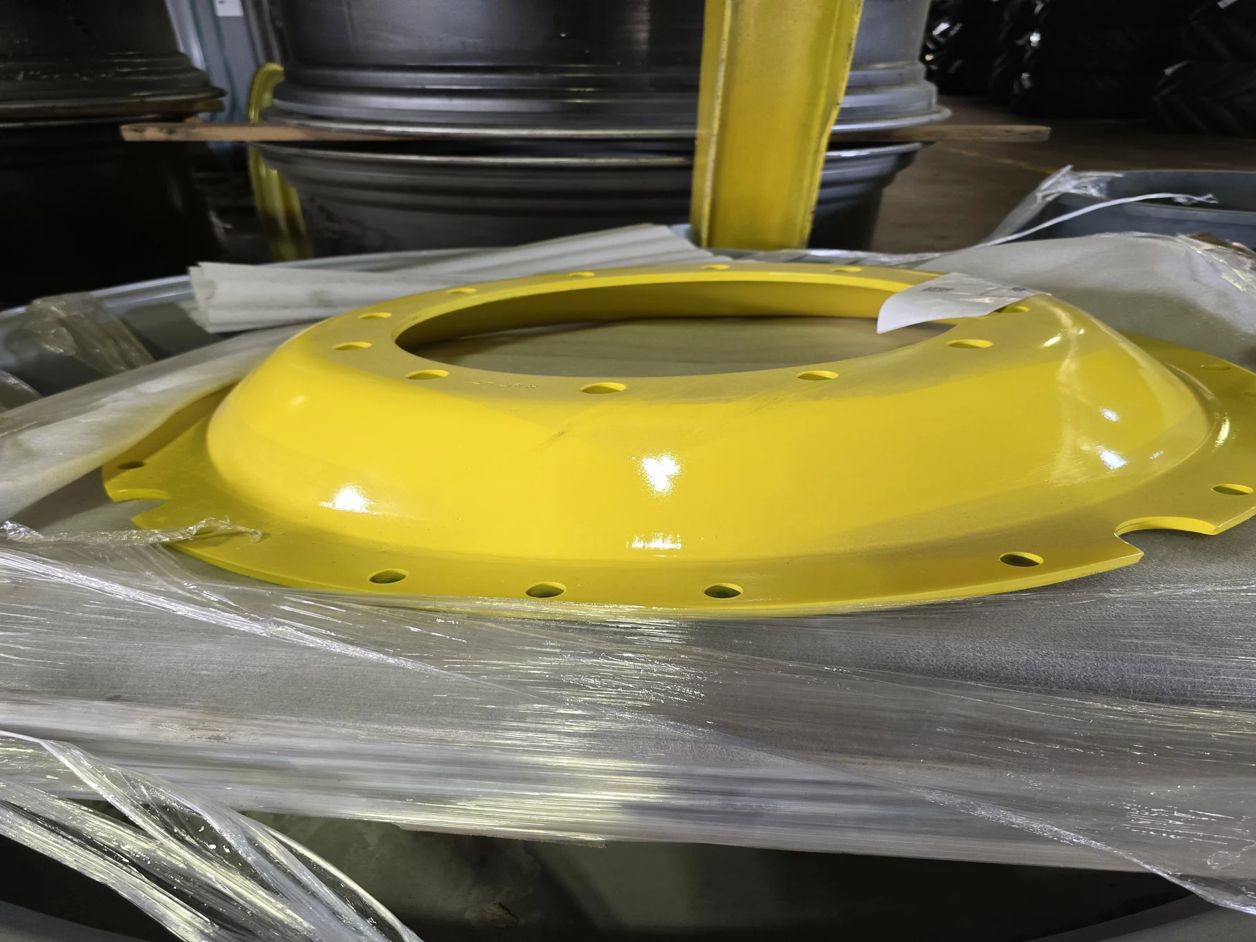 DISCS 34" WAFFLE 12-16.732-14.60 (4" DRAW) .906 BH HD YELLOW image 2