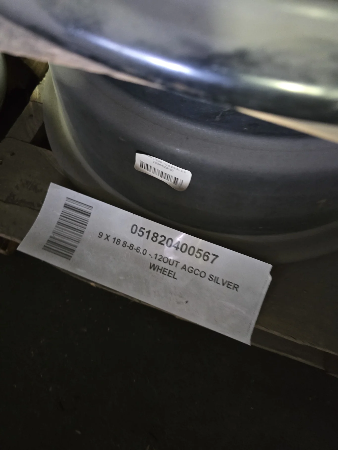 9 X 18 8-8-6.0 -.12OUT AGCO SILVER WHEEL image 3