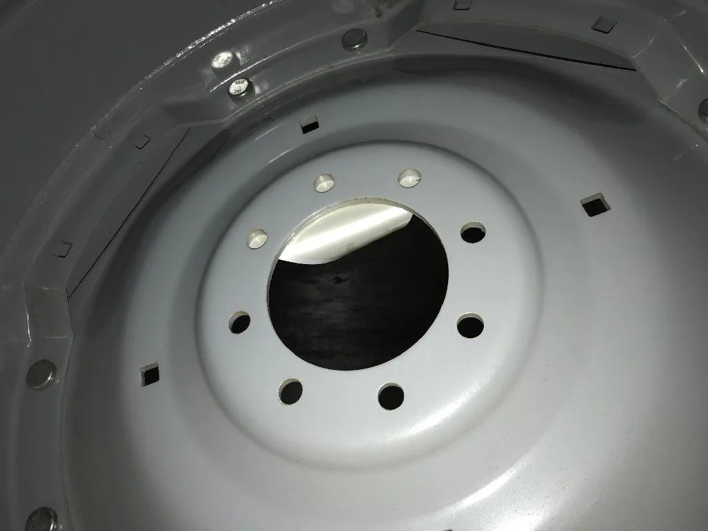 DISCS 34" WAFFLE 8-8-6.0 (4" DRAW) .75 BH W/ WEIGHT HOLES AGCO SILVER 2 BOLT