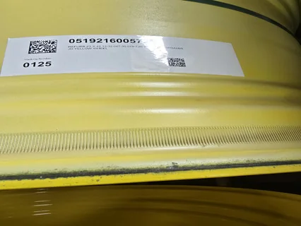 23 X 42 12-32.047-30.078-7.60 RIM & RAIL SPRAYER YELLOW WHEEL image 4