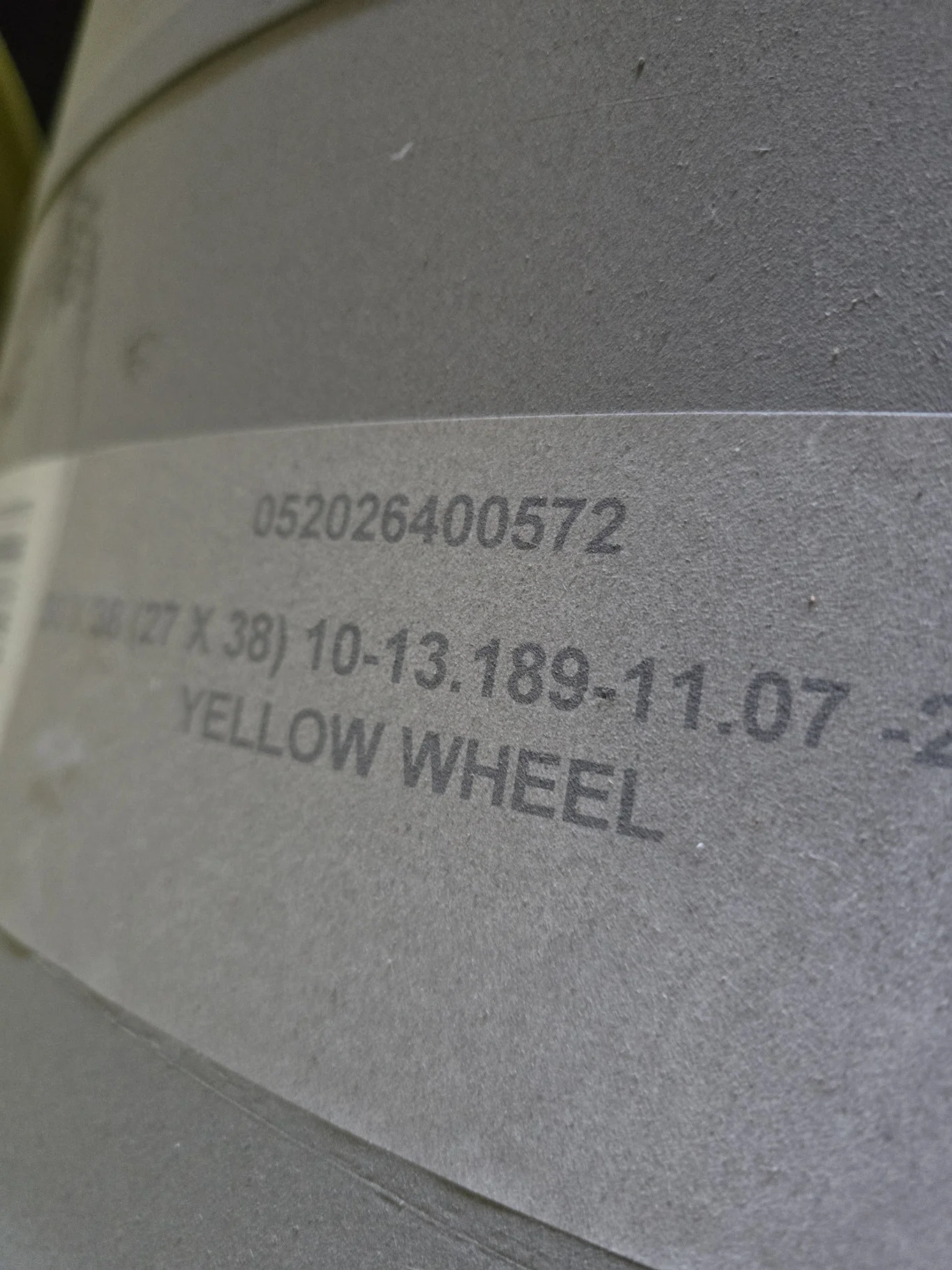 30 X 38 (27 X 38) 10-13.189-11.07 -2.76IN YELLOW WHEEL image 3
