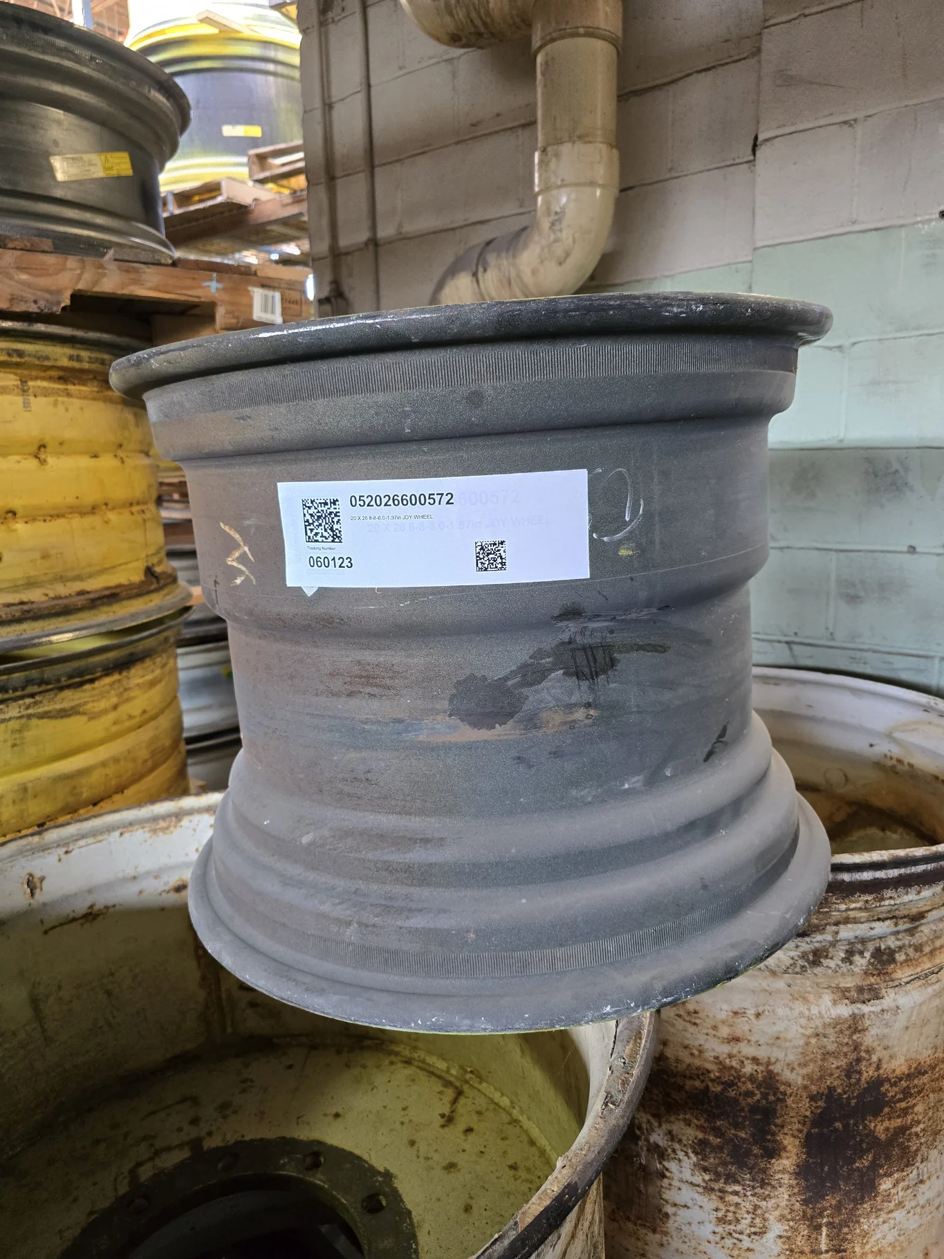 20 X 26 8-8-6.0-1.97IN YELLOW WHEEL