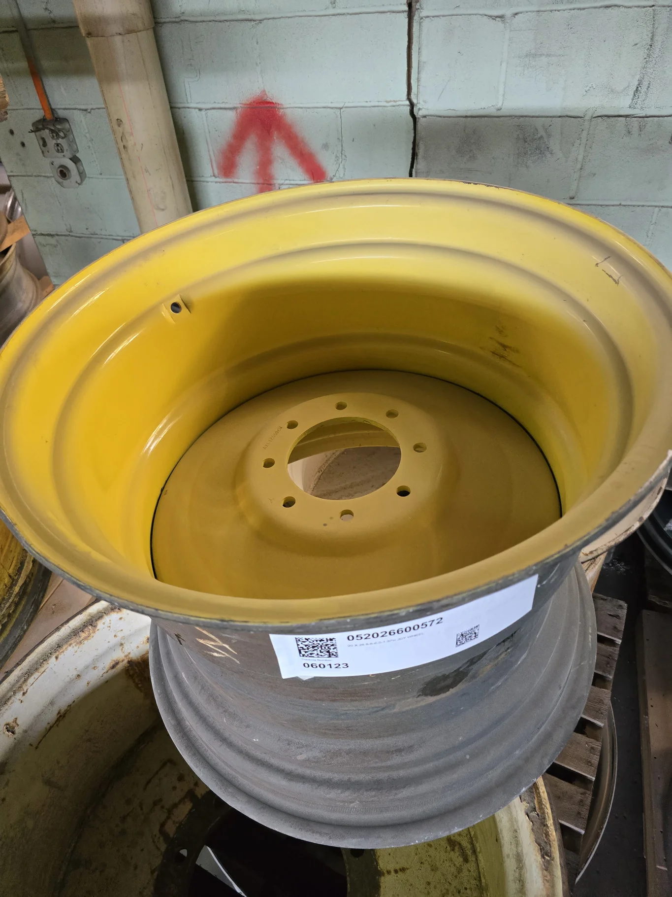 20 X 26 8-8-6.0-1.97IN YELLOW WHEEL image 2