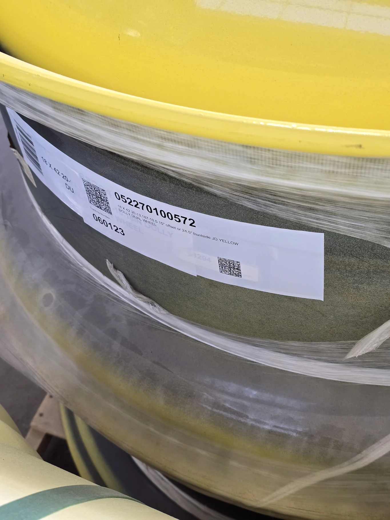 18 X 42 20-13.187-10.5-15.00 (OUTSIDE) DOLLY DUAL YELLOW WHEEL image 3