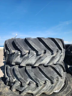 340/80R18 143A8/143B MICHELIN IND XMCL TL R-4 image 7