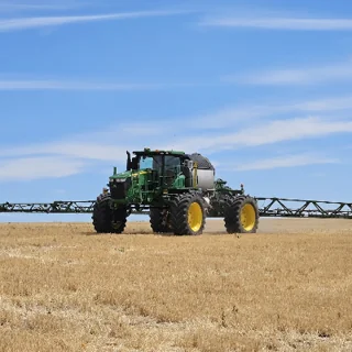 VF750/60R46 189D ALLIANCE 377 XT AGRIFLEX+ R-1 on 25 X 46 12-32.047-30.07 -4.92 OUT YELLOW WHEEL image 2