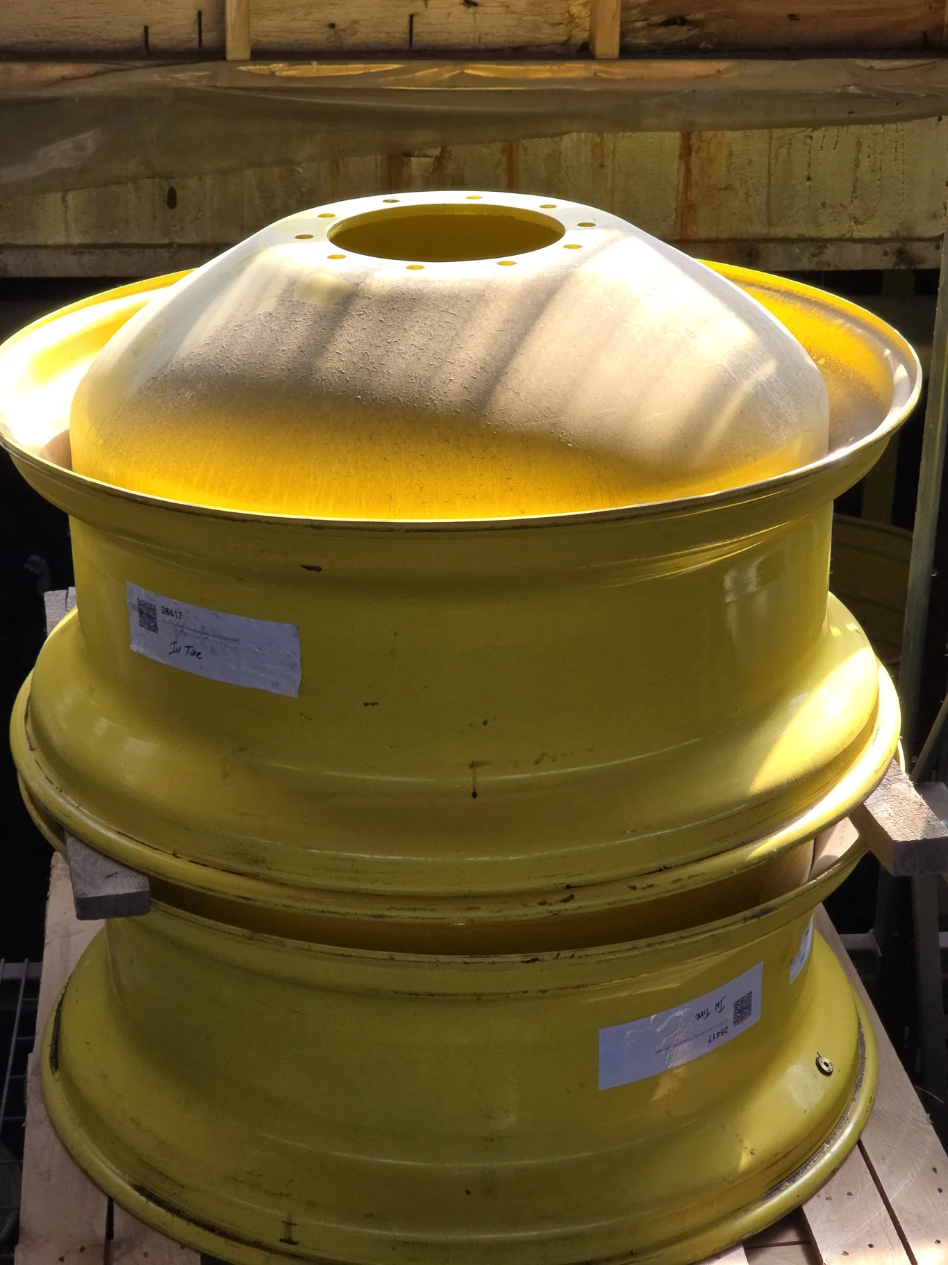 16 X 42 10-13.187-11.08 DOLLY DUAL YELLOW WHEEL image 2