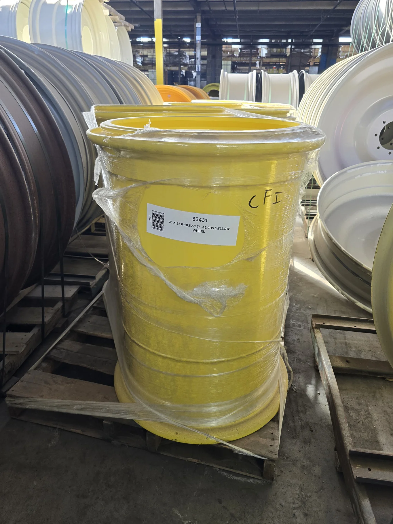 36 X 25 8-10.826-8.72-.938 13.0"BS 3PC YELLOW WHEEL image 2