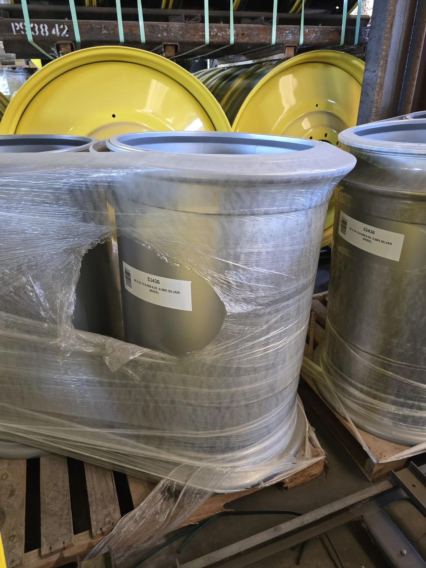 36 X 25 10-8.858-6.93 -9.5BS SILVER WHEEL