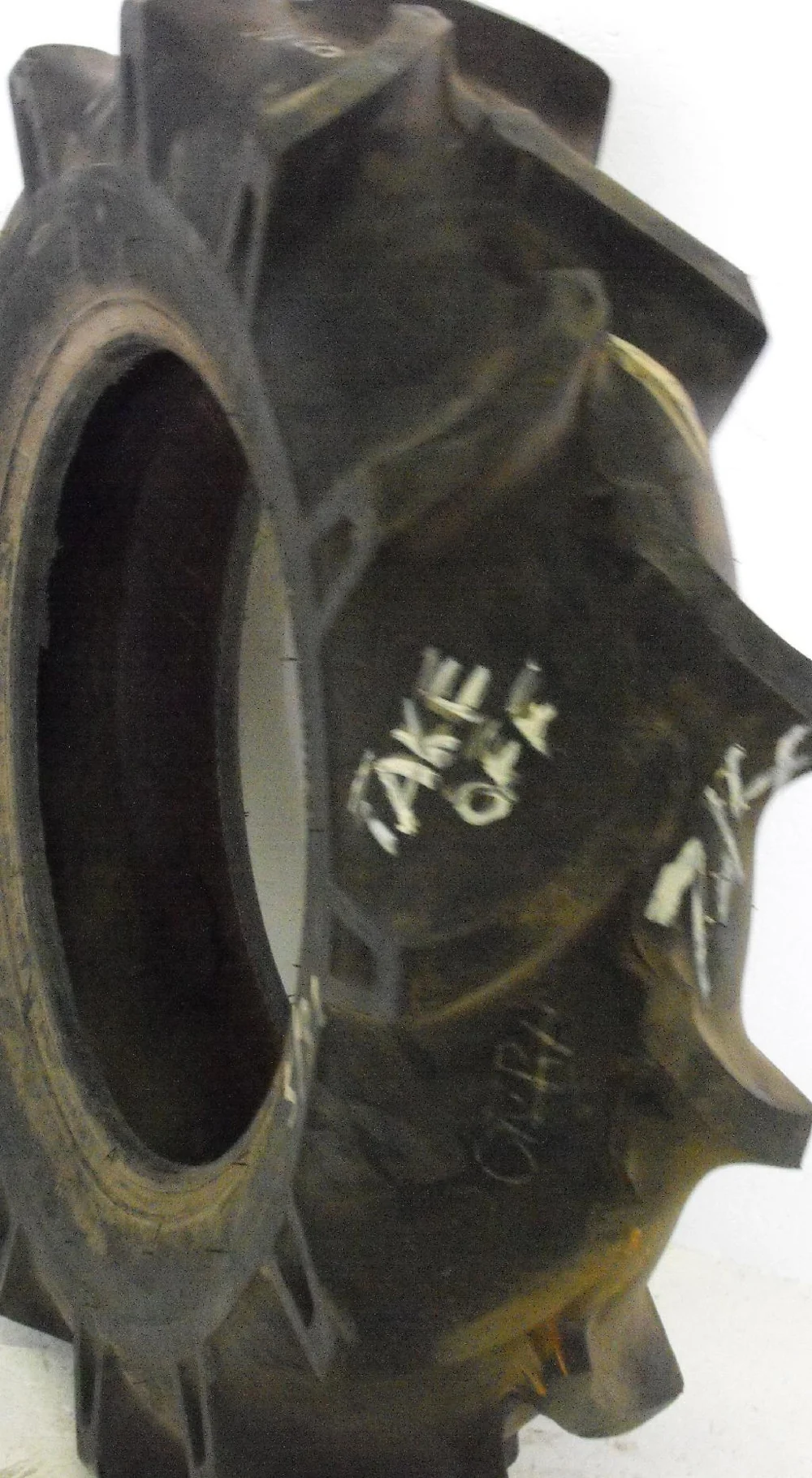 Take-Off 7-14/4 Firestone Garden Tractor TL R-1 95-100%