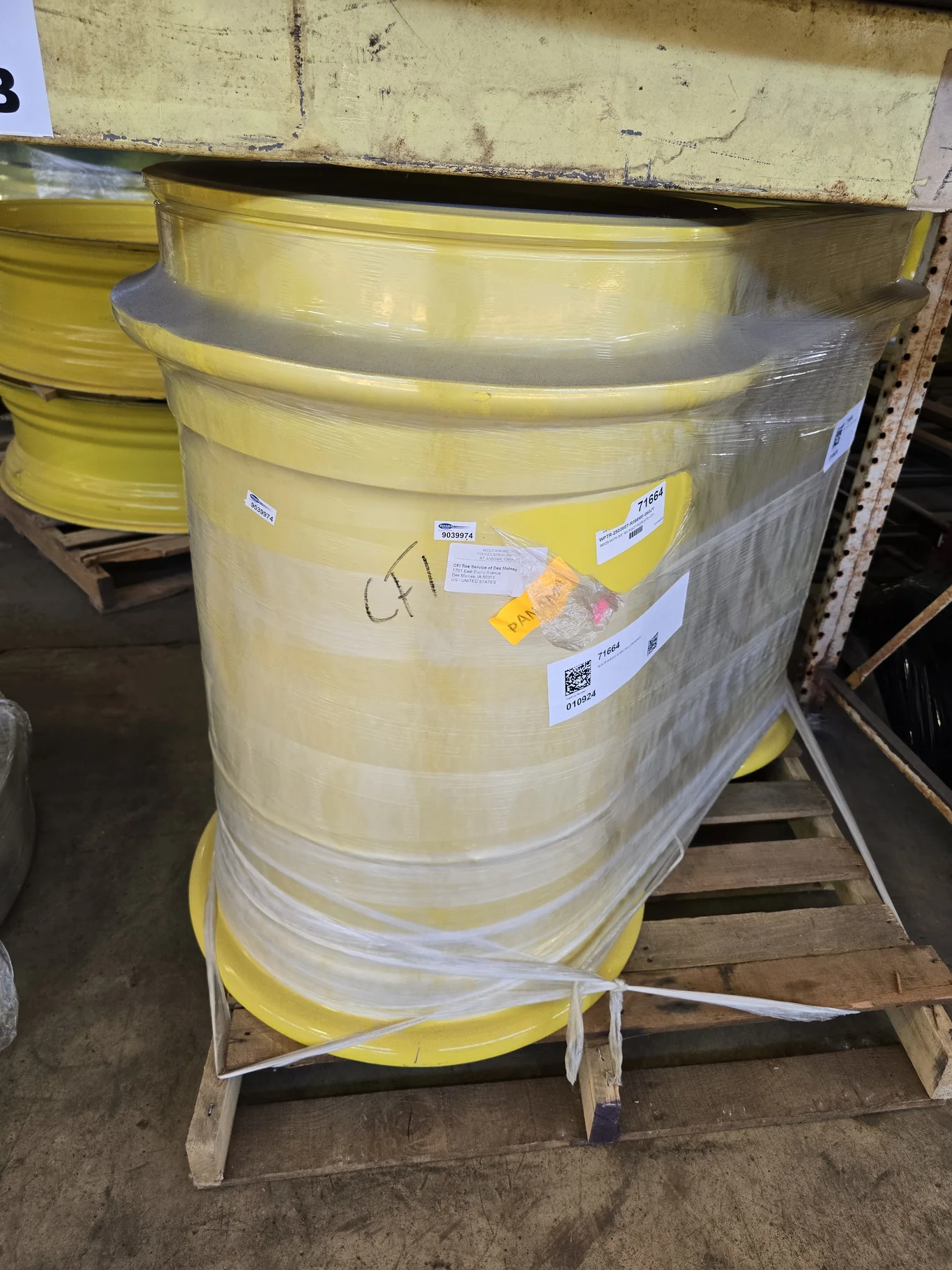 36 X 25 8-8-6.0 -6.0BS YELLOW WHEEL