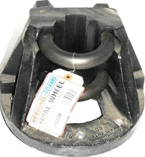 9 HOLE HUB