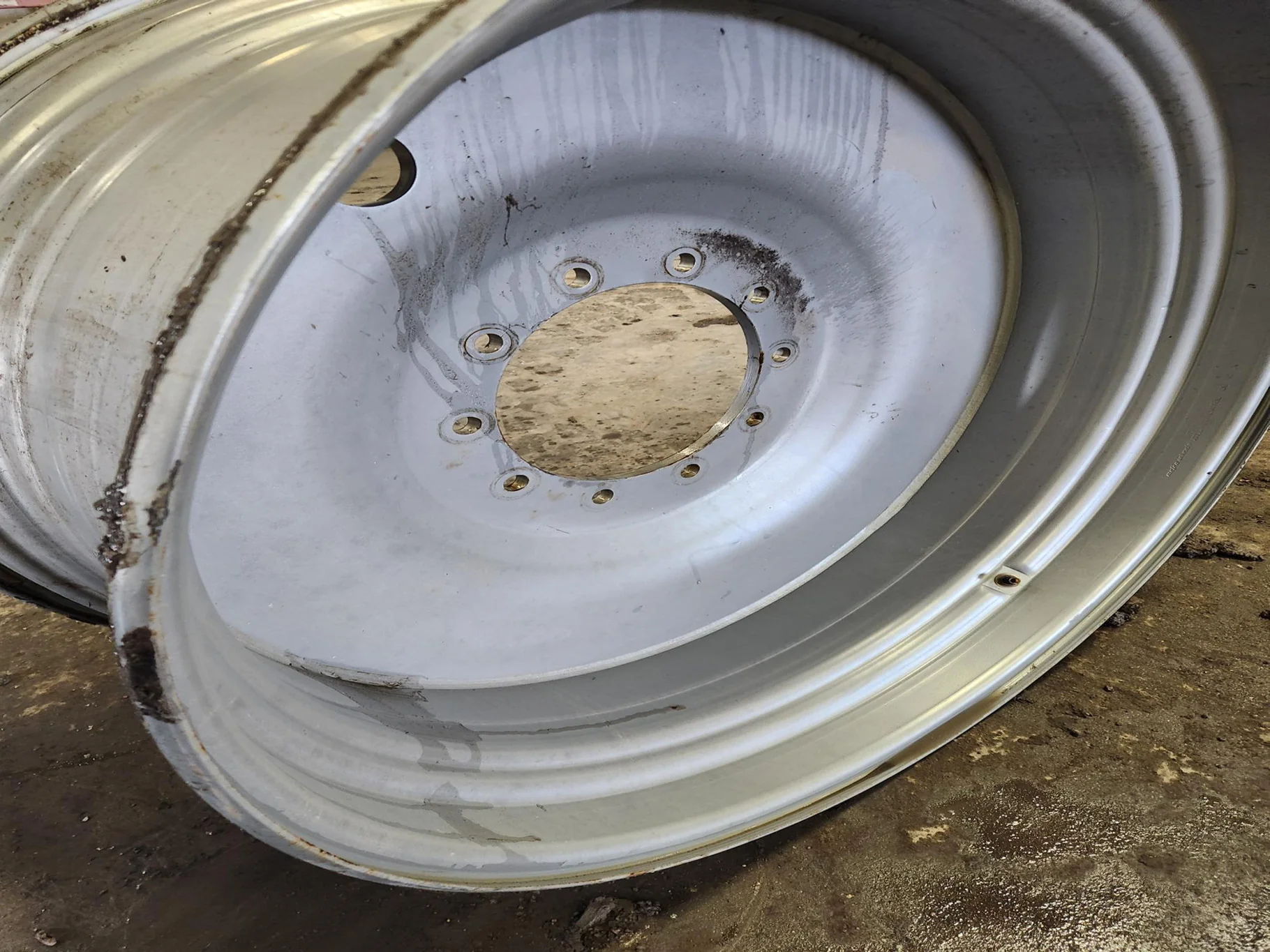 Take-off 18 x 38 10-13-11 Case Silver Wheel image 2