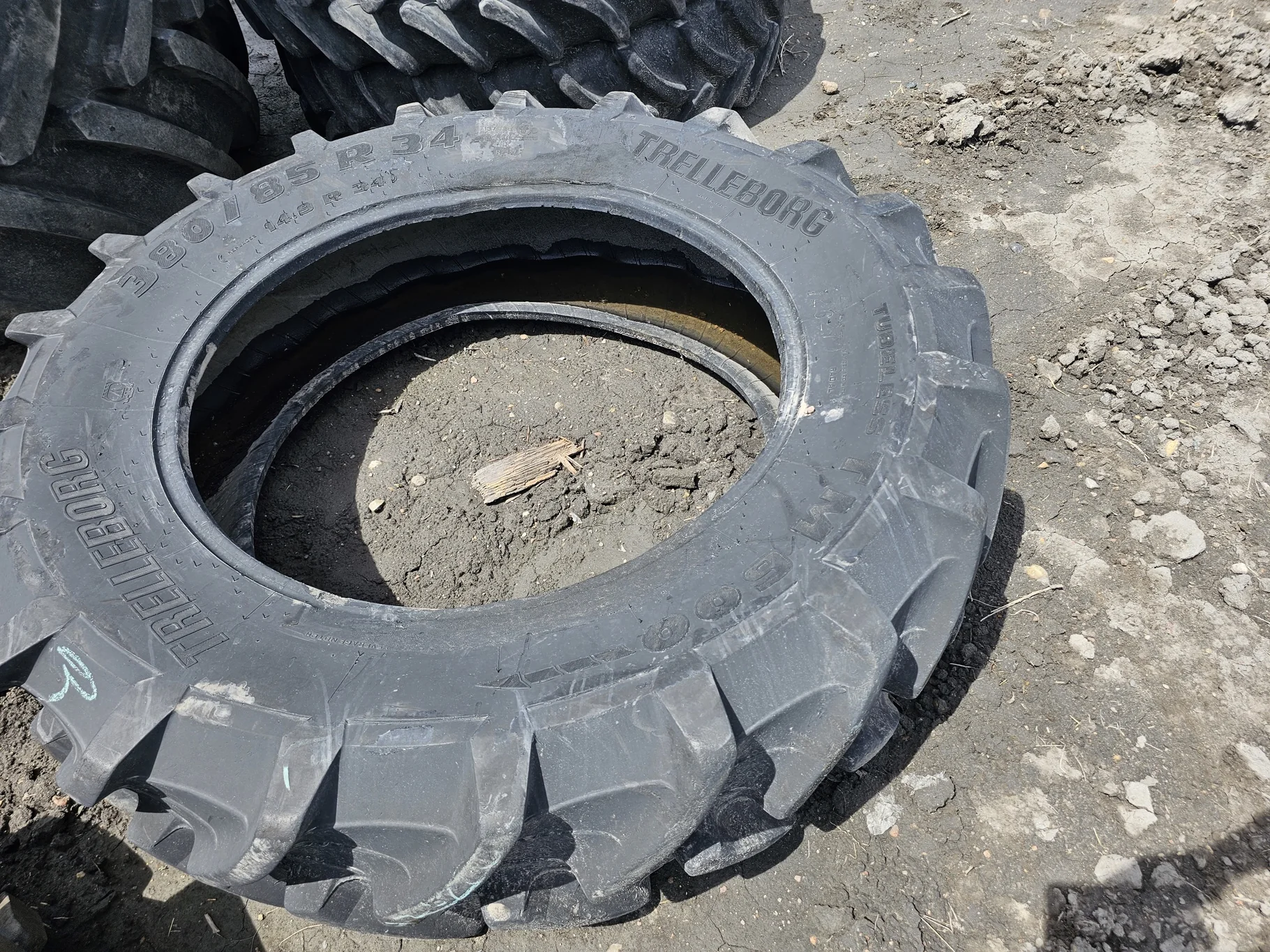 Used 85% 380/85R34 Trelleborg TM600 R-1W 137A8 TL - Good Condition (Stubble, Bead Repair By Polar image 2