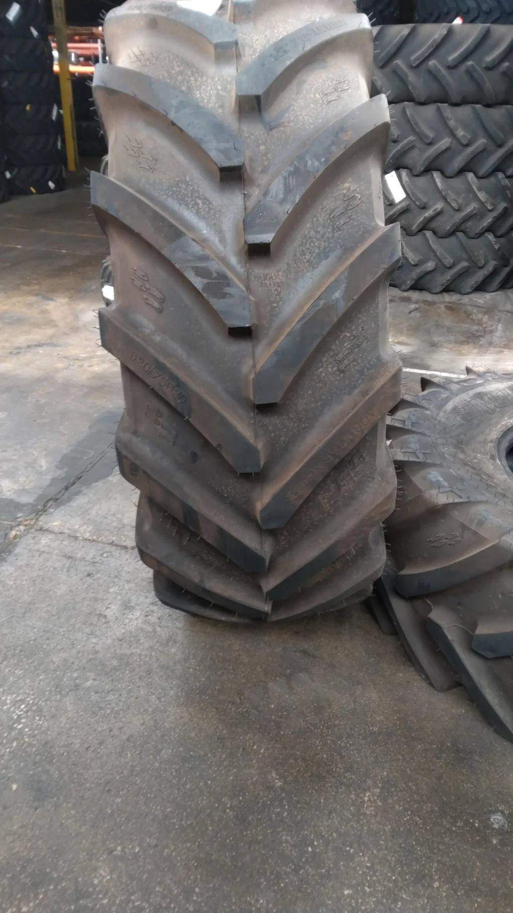 Used 620/75R30 169A8/166D Alliance Agristar XL A-378 TL 1-W 90-95% image 3