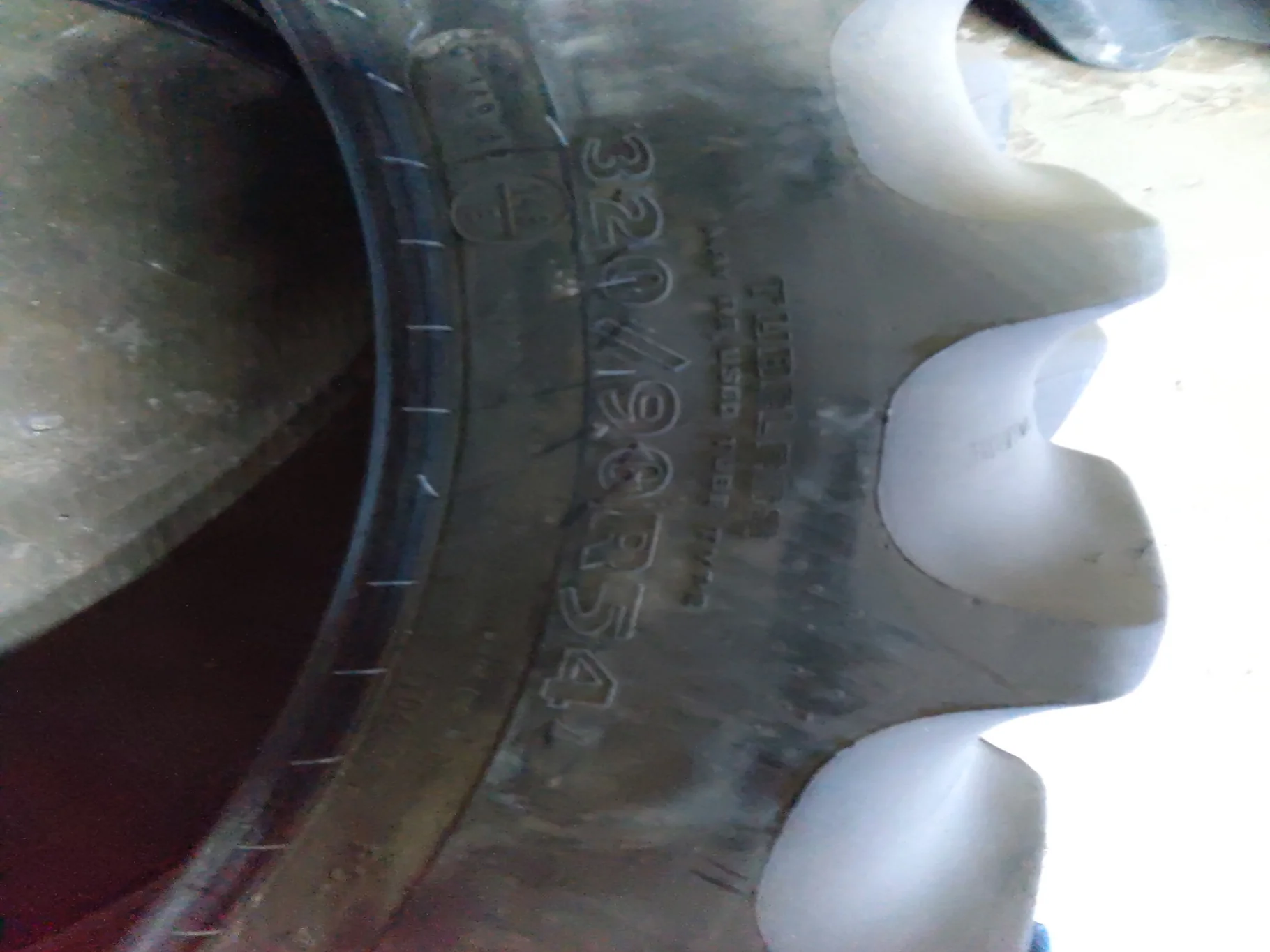 Used 320/90R54 149A8 Goodyear Super Traction DT800 TL R-1W 85-90% image 2