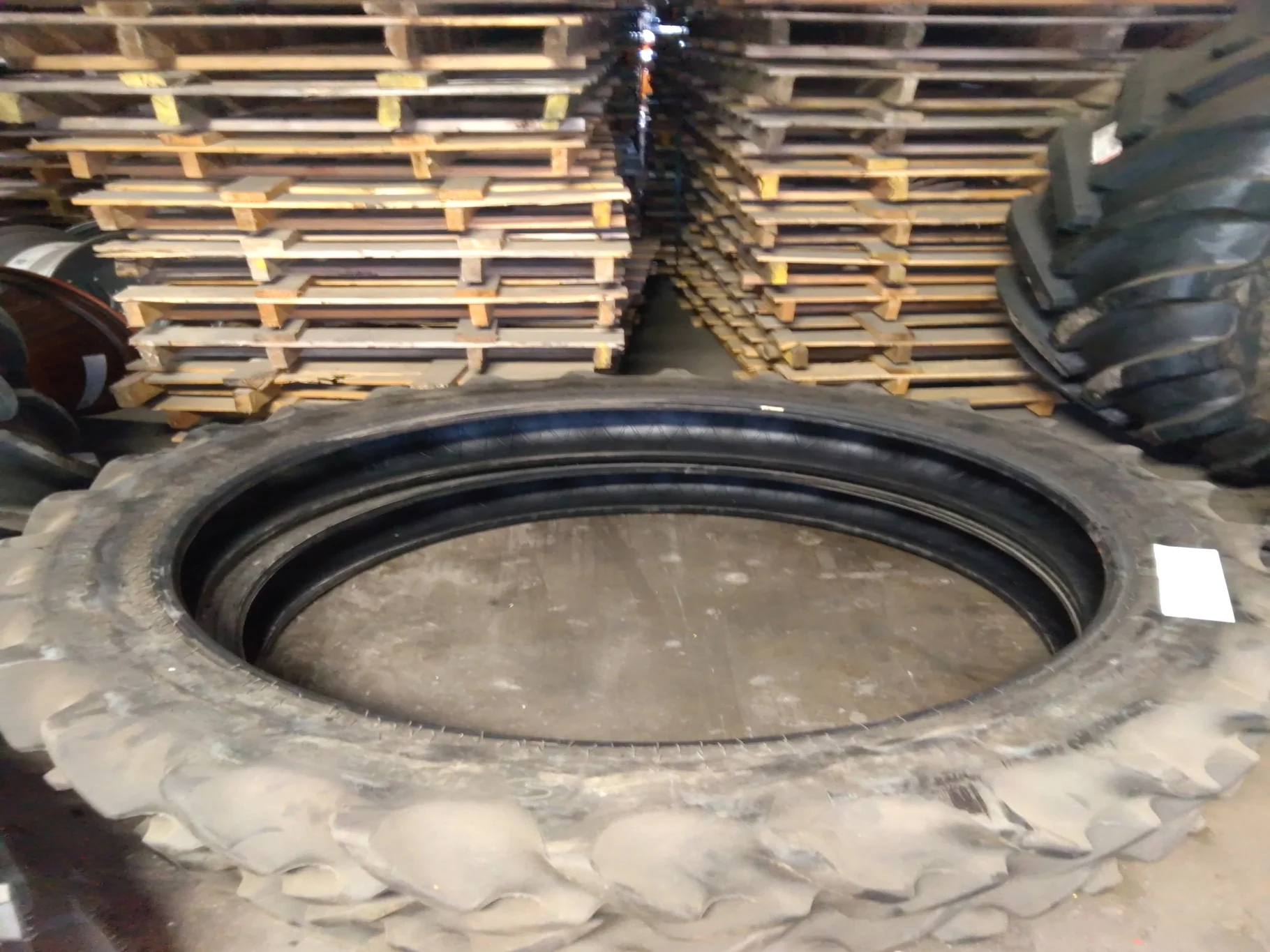 Used 320/90R54 149A8 Goodyear Super Traction DT800 TL R-1W 85-90% image 9