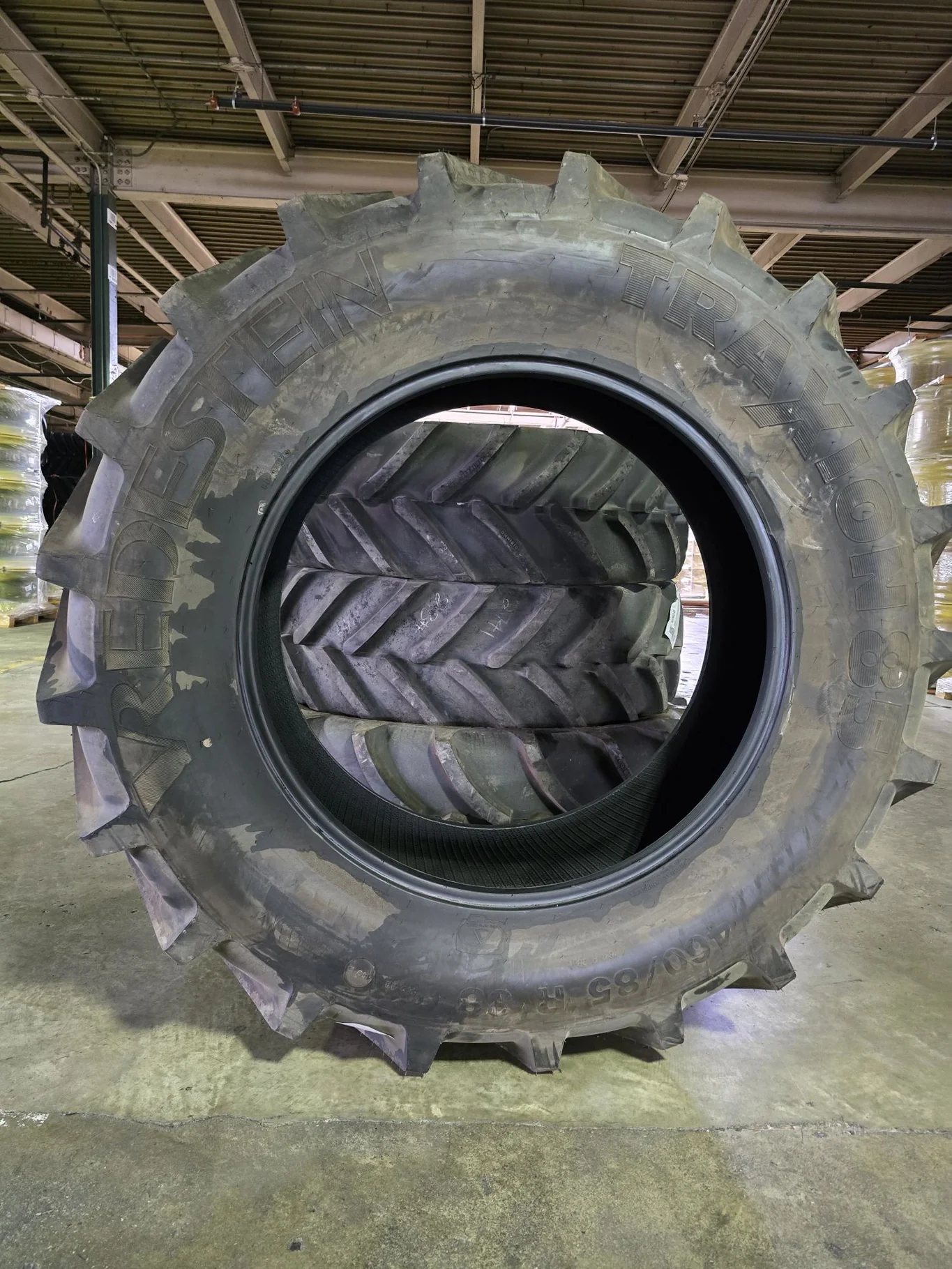 Take-Off 460/85R38 149A8 Vredenstein Traxion 85 TL R-1W 95-100%