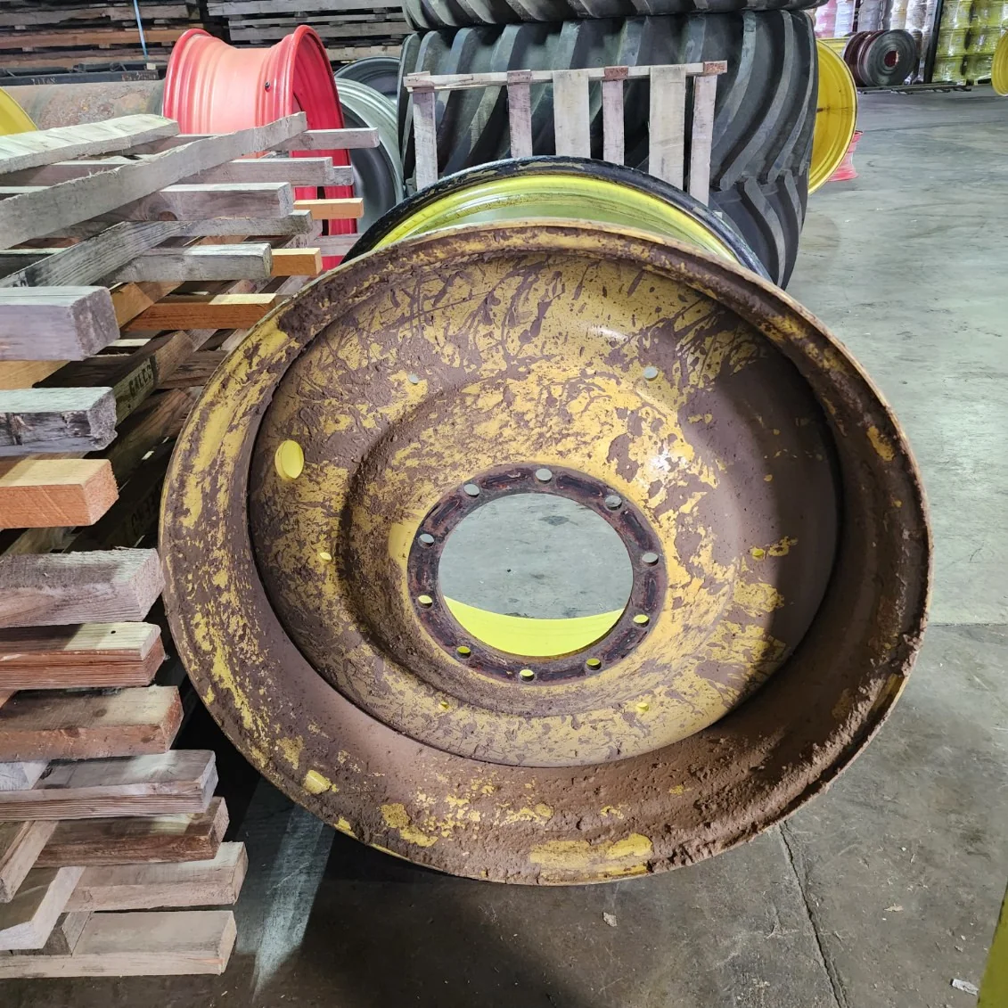USED 27 X 38 10-13.19-11.07 Titan Dual Yellow Wheel image 2