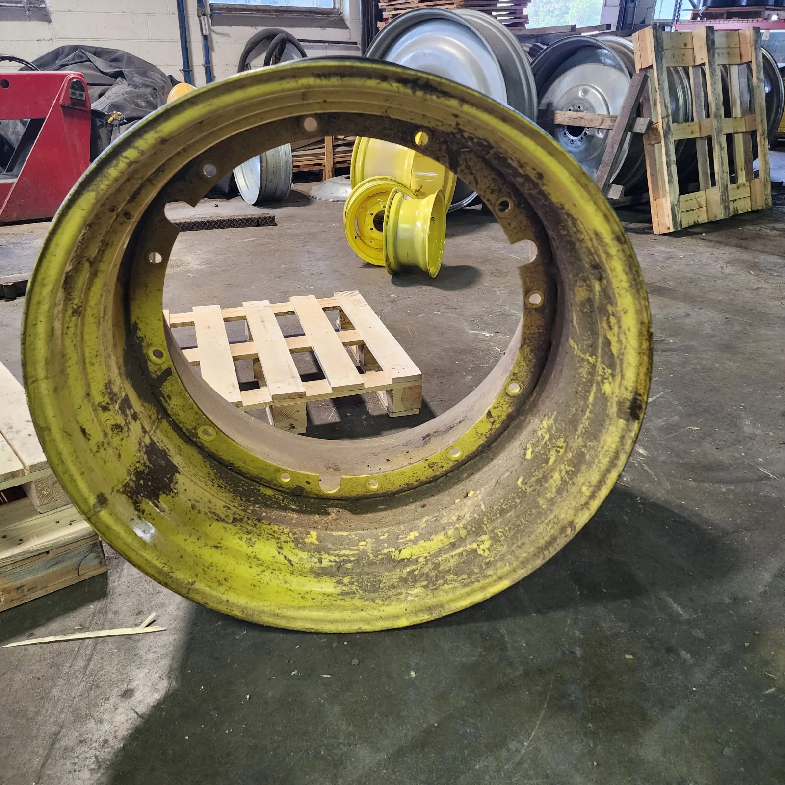 Used 27 X 38 12-32.047-30.078 Titan Rim & Rail Yellow Wheel