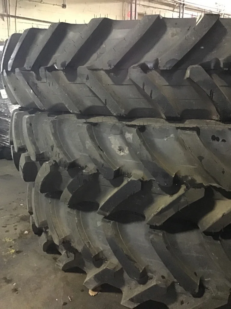 Take-Off VF320/105R46 172D Alliance Agriflex+354 TL R-1W 95-100% 10 X 46  12-13.976-11.857-1 Bubble image 3