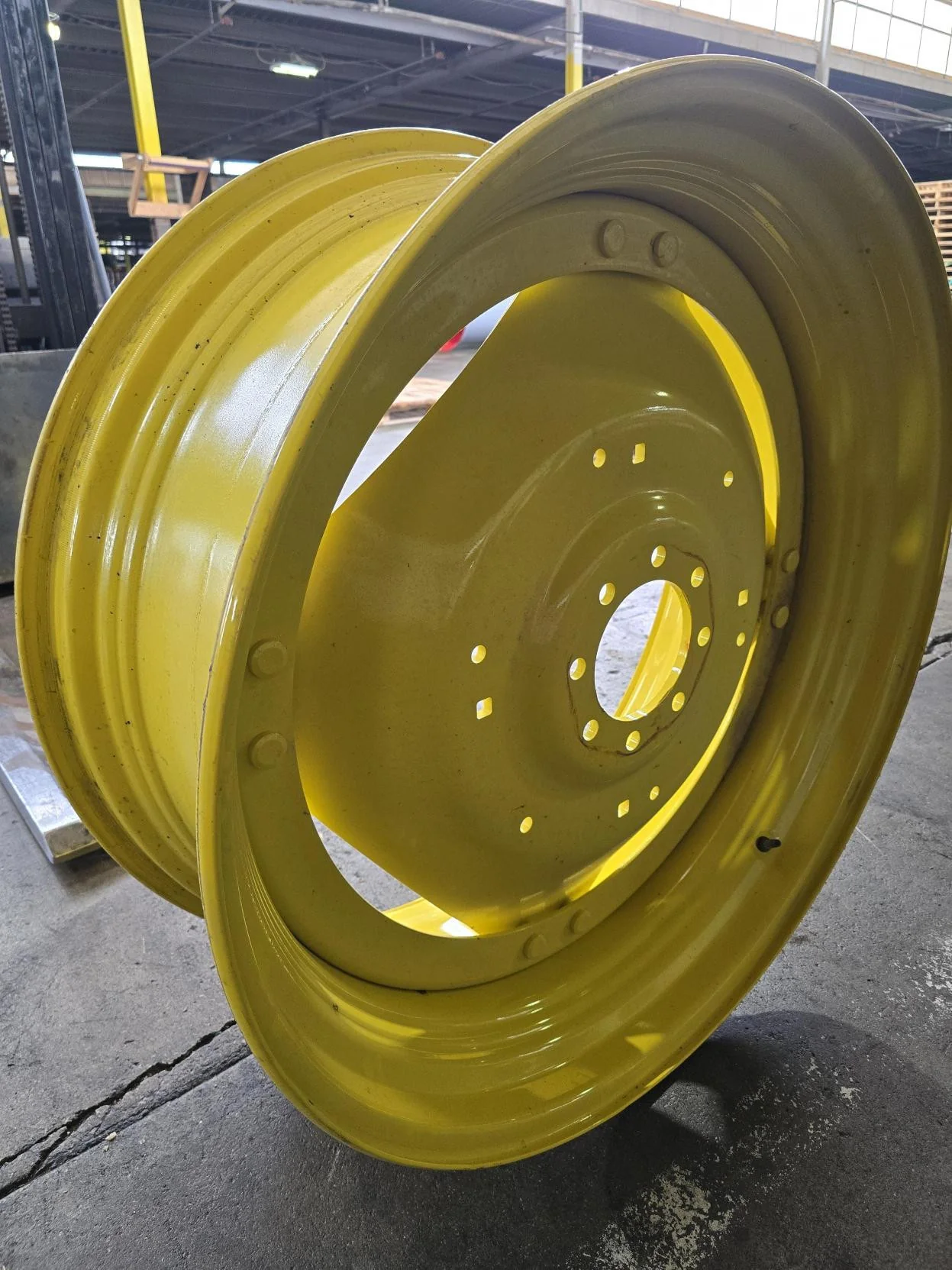 Take-Off 15 x 38 8-8-6 4/2 Rail Yellow Wheel w/ Disc image 2