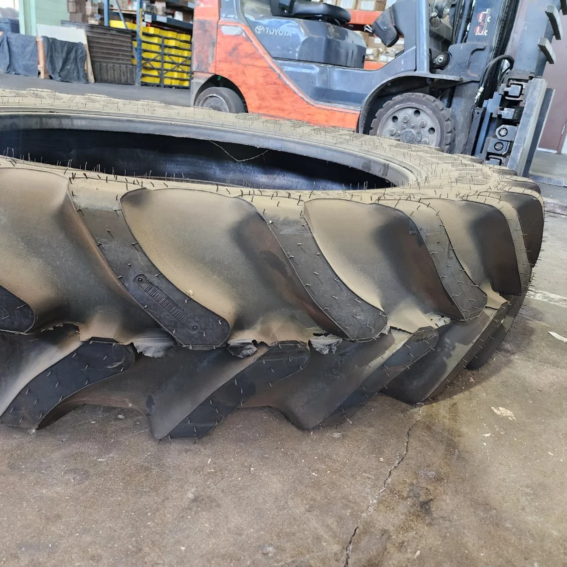 Take-Off IF380/90R46 168D Goodyear Ultra Sprayer TL R-1 95-100% image 4