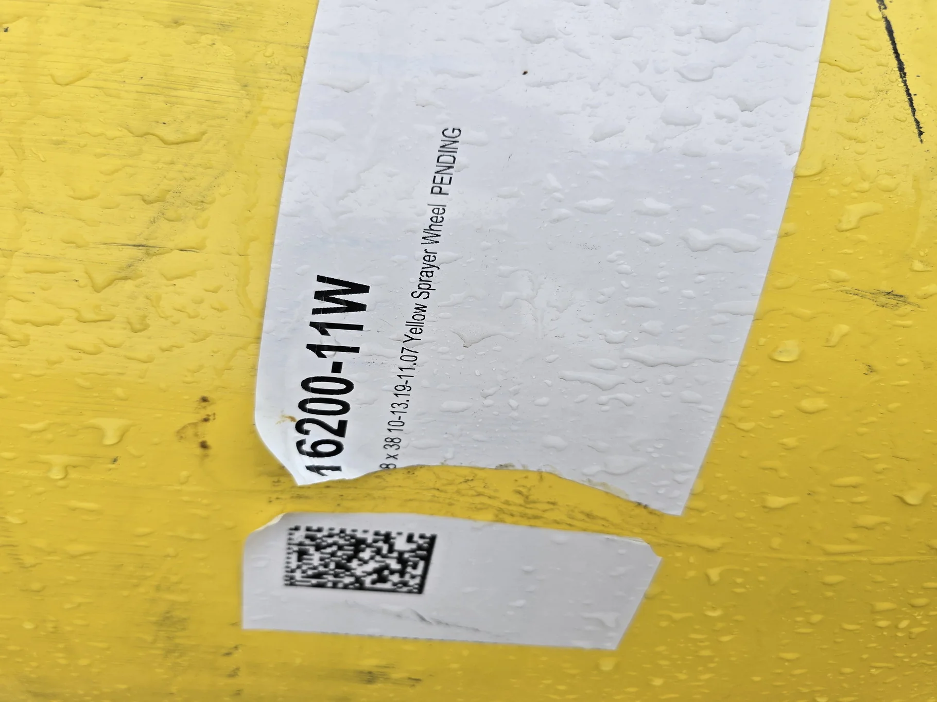 Used 18 X 38 10-13.19-11.07 Yellow Sprayer Wheel