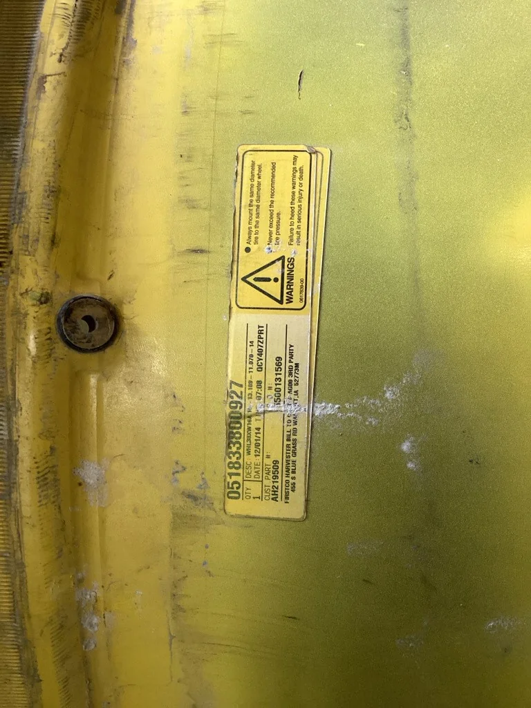 Used 16 x 38 10-13.19-11.07 John Deere Dolly Dual image 2