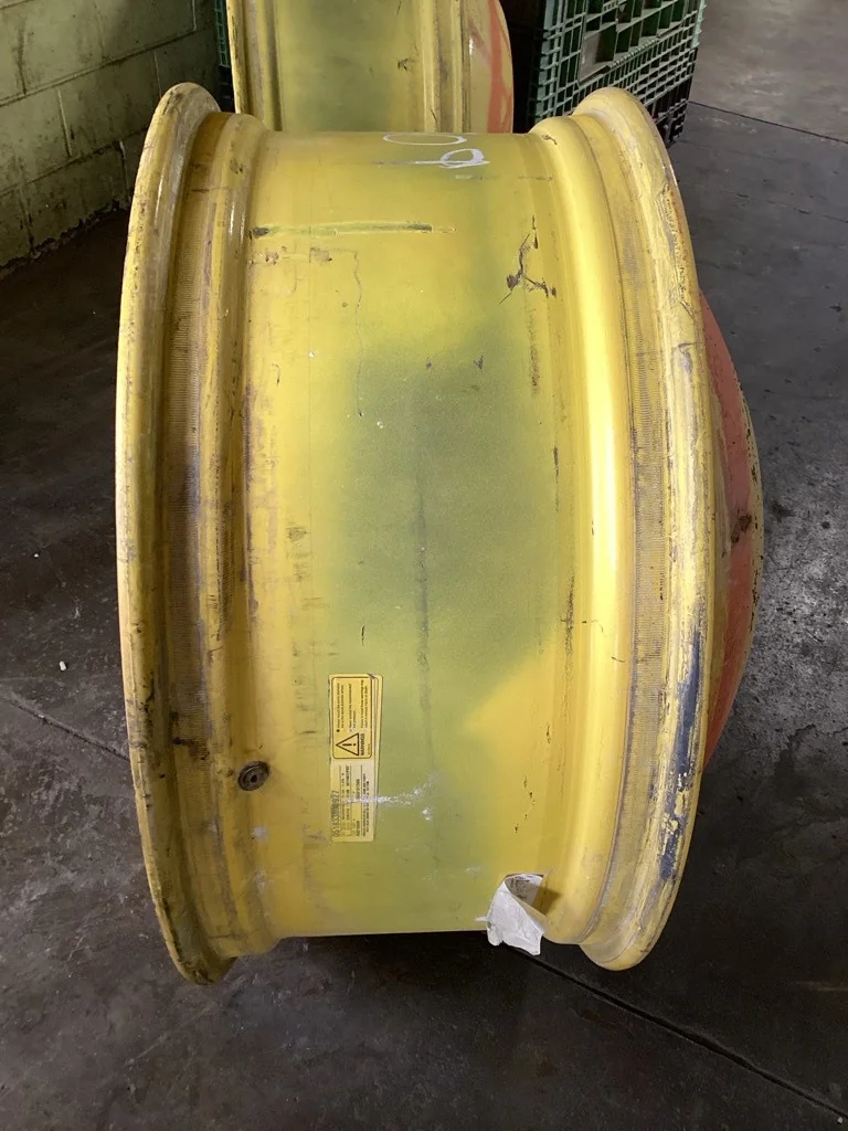 Used 16 x 38 10-13.19-11.07 John Deere Dolly Dual image 3