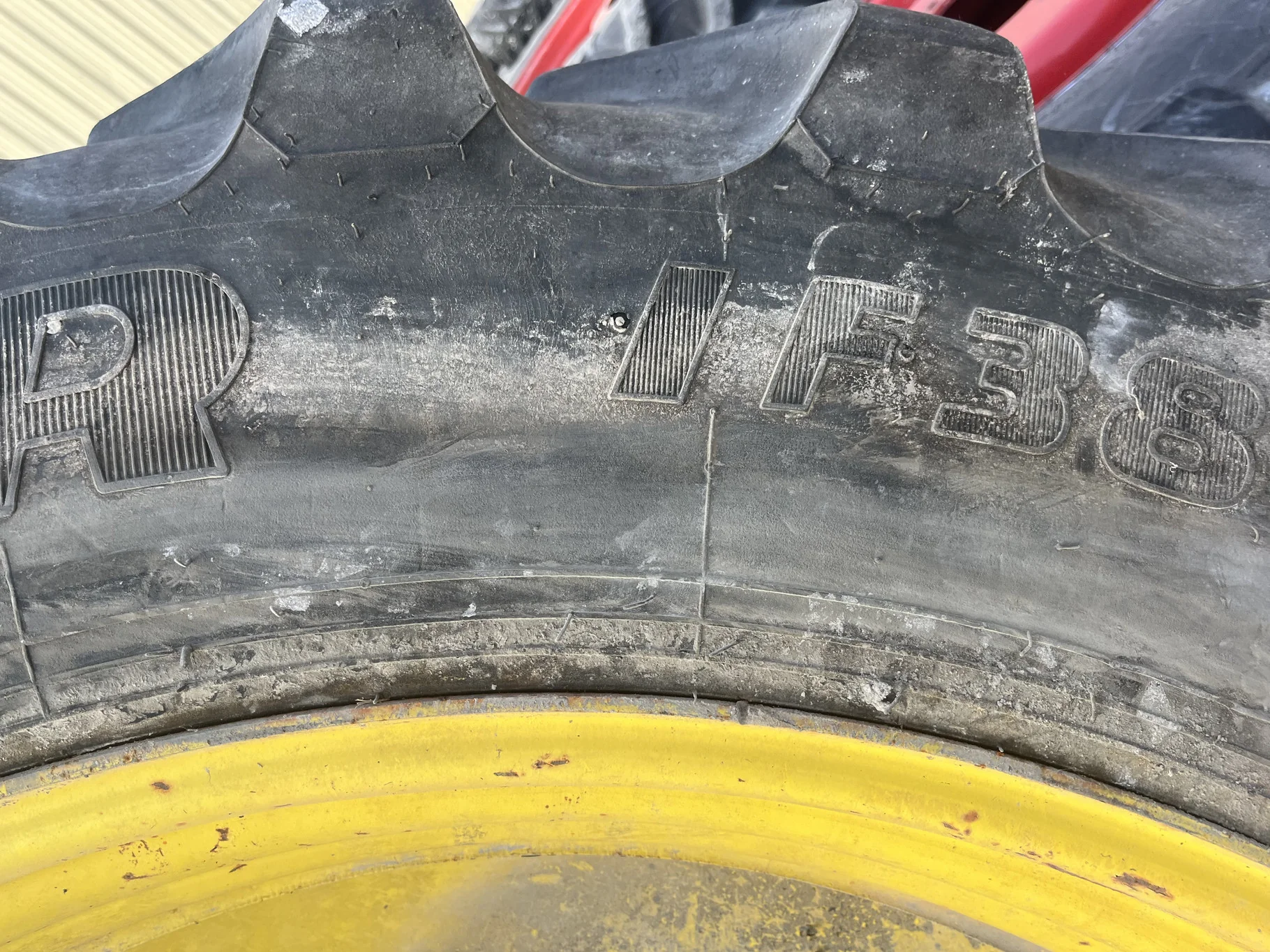 Used IF380/90R46 168D Goodyear Ultra Sparayer TL R-1 85-90% On 13 x 46 (12-13.976-11.857-1) Bubble image 6