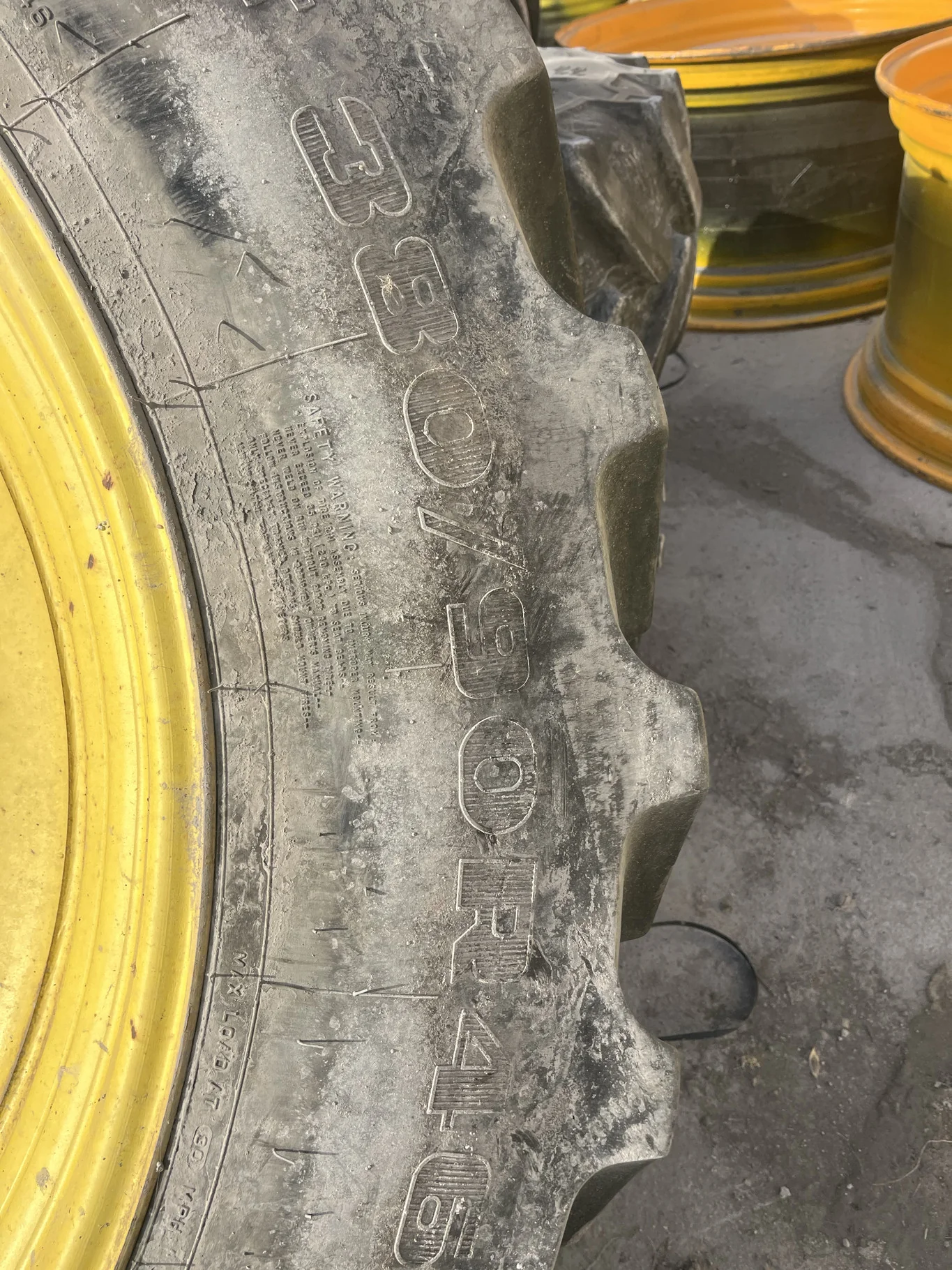 Used IF380/90R46 168B Firestone RAT RC TL R-1W 80-85% On 13 x 46 (12-13.976-11.857-1) Bubble Disc image 13