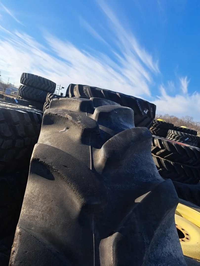Used IF380/90R46 168B Firestone RAT RC TL R-1W 80-85% On 13 x 46 (12-13.976-11.857-1) Bubble Disc image 6