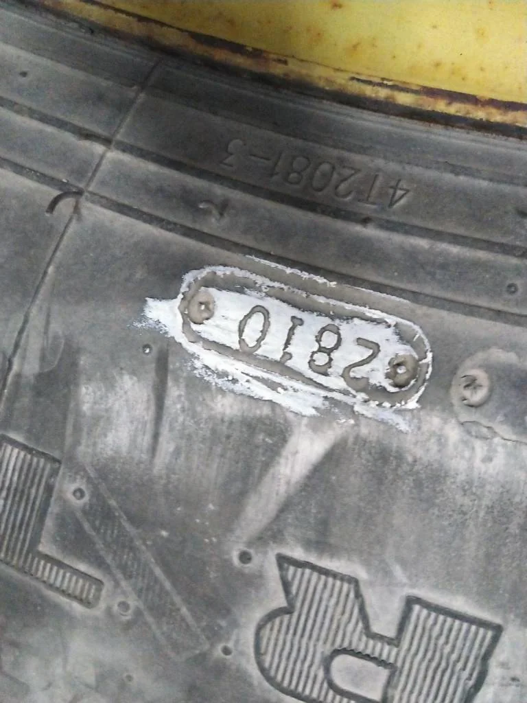 Used 620/70R46 176A8 Goodyear Super Traction DT820 TL R-1W 80-85% On 21 x 46 (12-32.047-30.078) R&R image 2