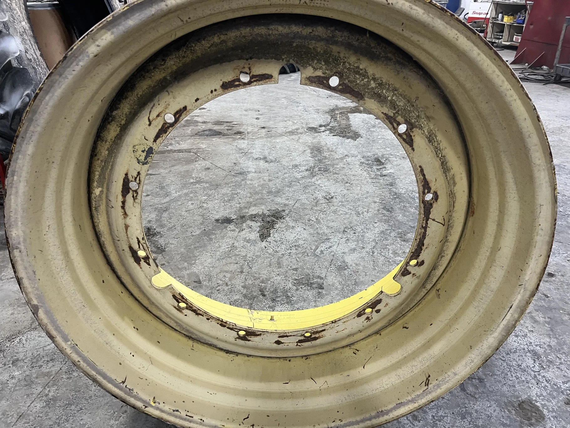 Used 21 x 46 12-32.047-30.17 Rim & Rail Yellow Wheel image 6