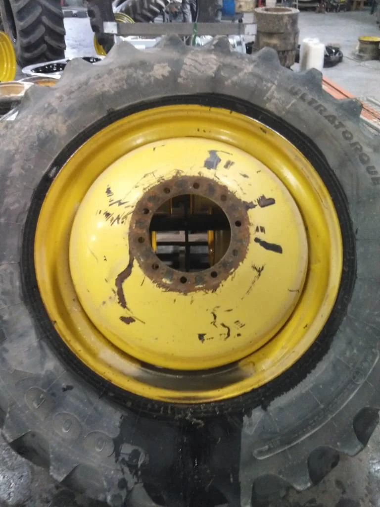 Used 520/85R42 157B Goodyear Ultra Torque TL R-1W 70-75% On 18 x 42 (10-13.19-11.07) Dolly Dual