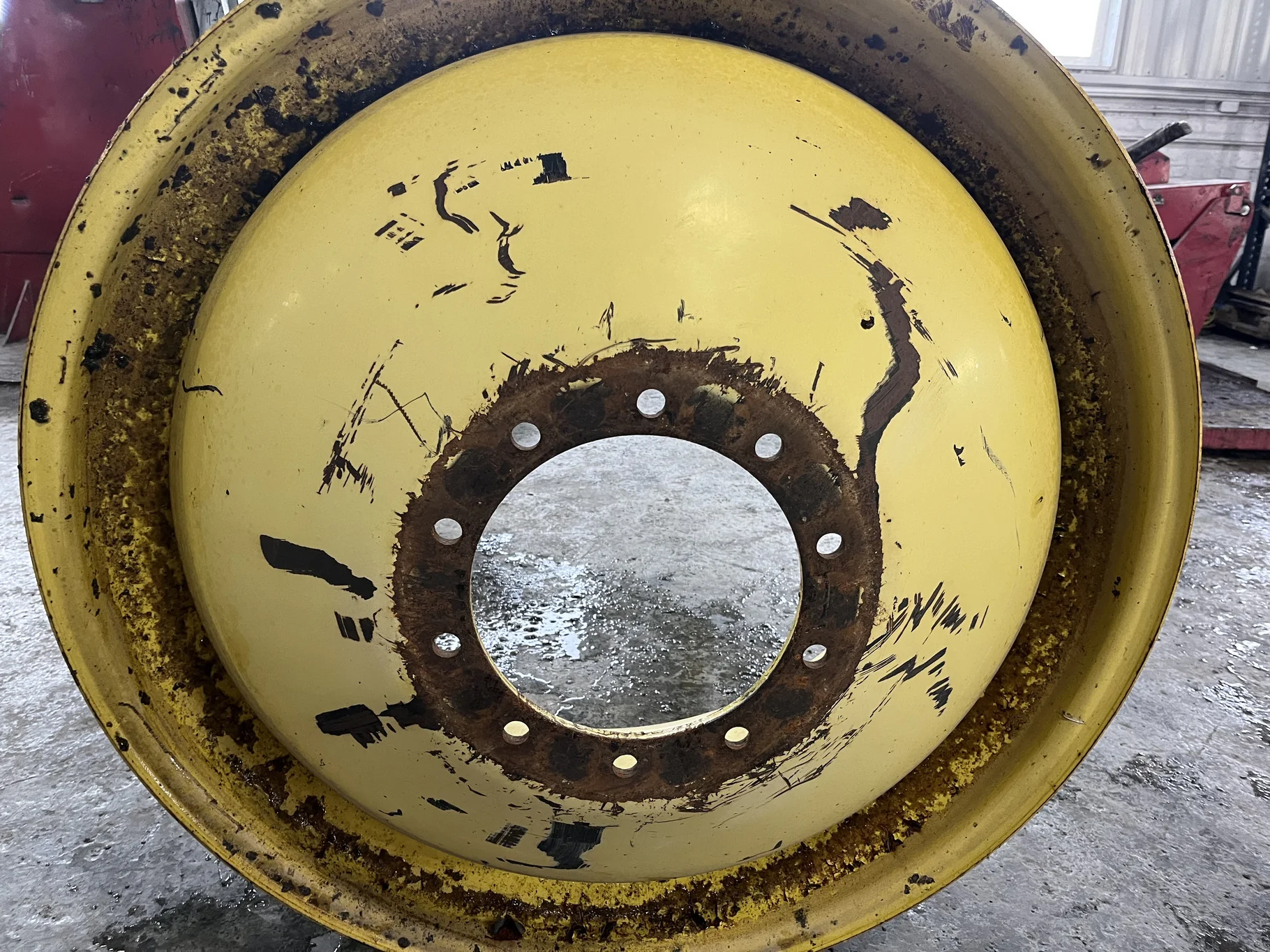 Used 18 X 42 10-13.19-11.07-14.4 INSIDE DOLLY DUAL YELLOW WHEEL image 2