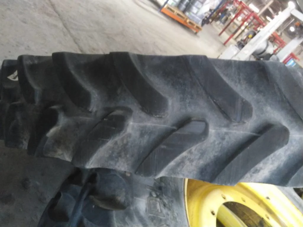 Used IF380/105R50 177D Firestone Radial All Traction RC TL R-1W 70-75% On 13 x 50 (12-32.047-30.078) image 4