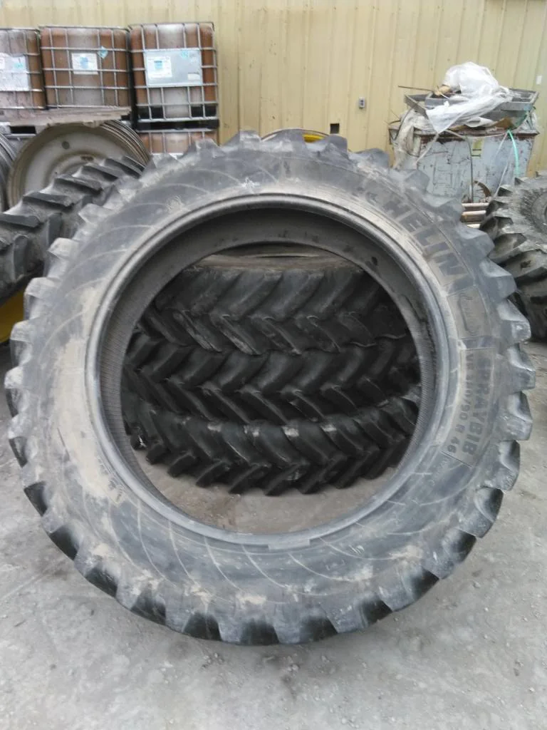 Used VF380/90R46 173D Michelin Spaybib TL R-1 75-80% (Mild Cuts In Tire) image 2
