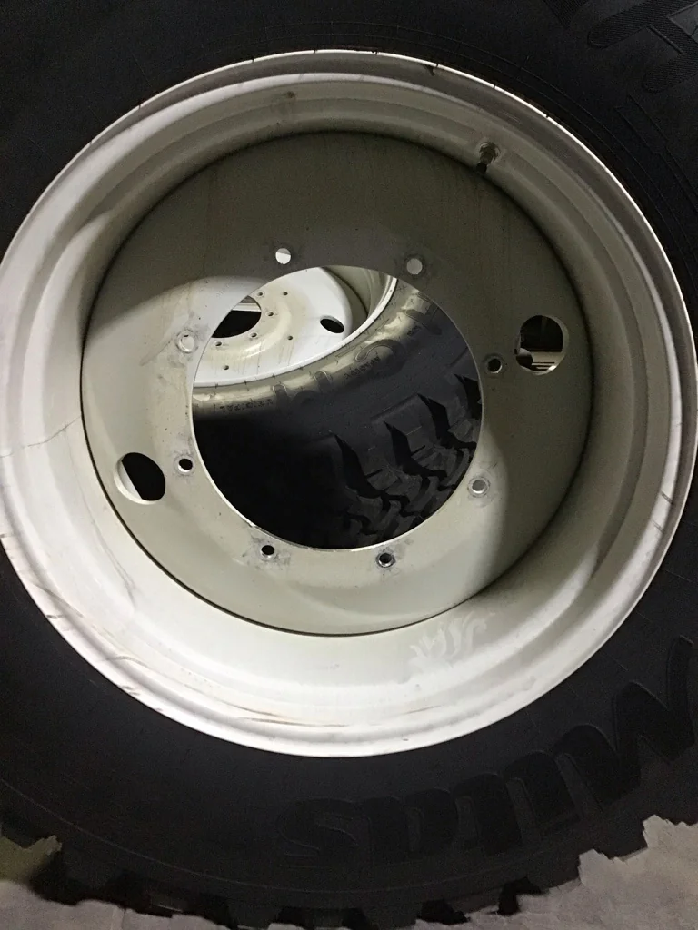 Take-Off 400/80R28 146D Mitas High CM TL Multi-Purpose 95-100% on 14 x 28 8-15.945-14.281 Solid image 4