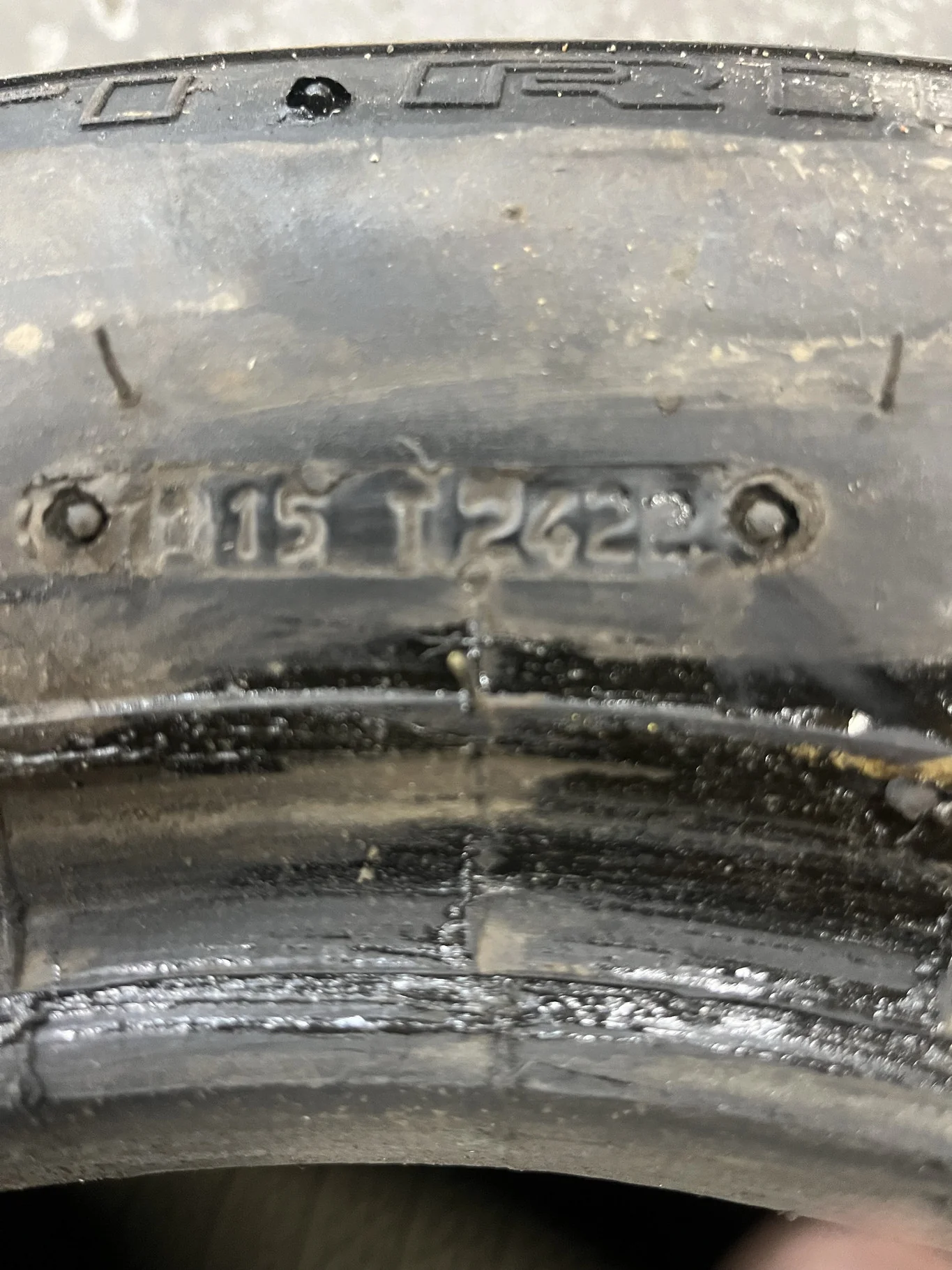 Used 11L-15/8 Alliance Multi Rib Front 313 TL F-2M 90-95% image 3