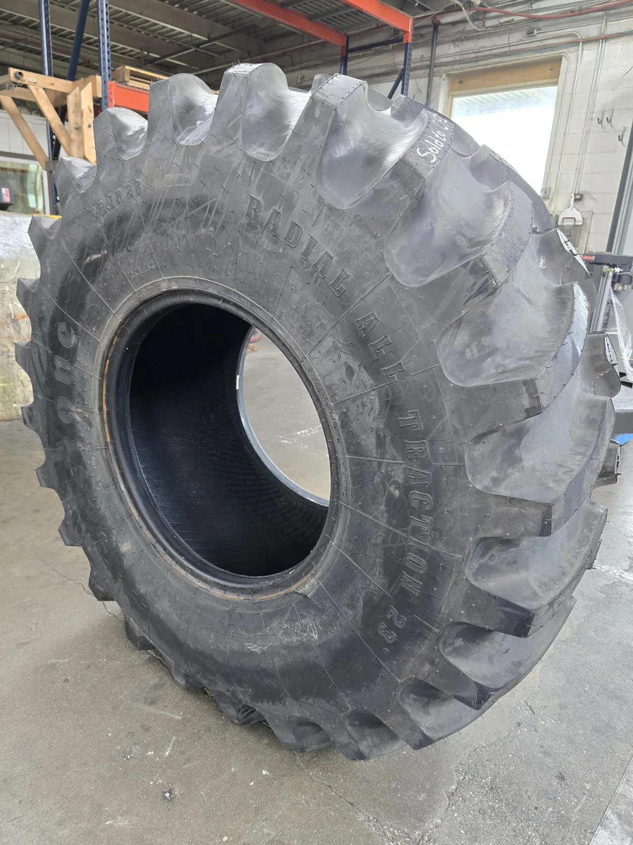 Take-Off 23.1R26 166B Firestone Radial All Traction 23 TL R-1 95-100% image 2