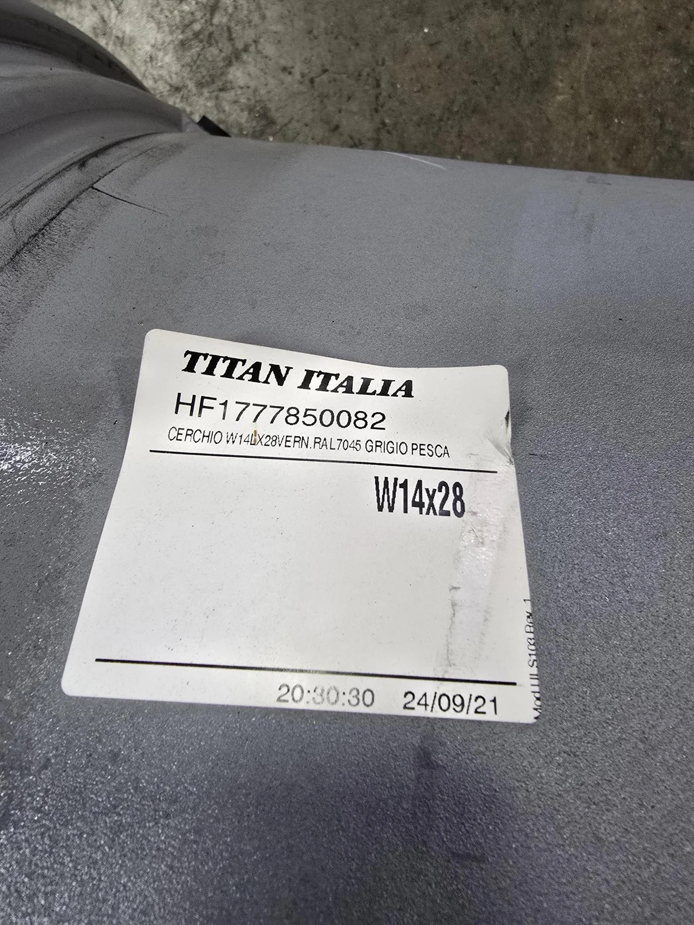 Take-Off 14 x 28 8-8-5.625 6 Clamp Agco Silver Wheel w/ Disc image 5