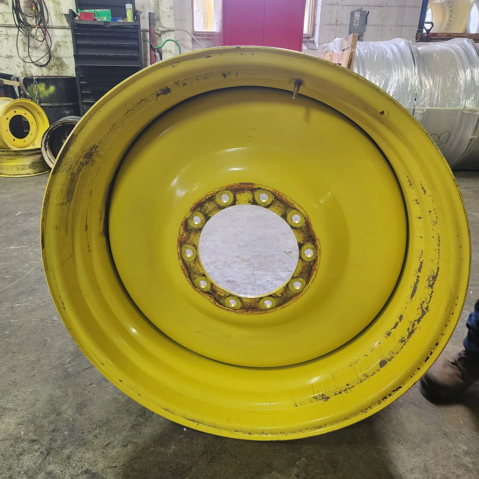Take-Off 23 X 38 10-13.19-11.07 GKN Yellow Sprayer Wheel image 2