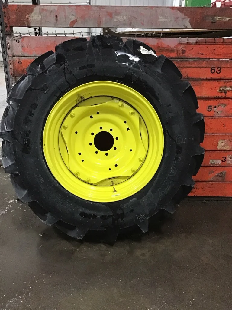 Take-Off 16.9-30 130A6 Galaxy AgriTrac ll TL R-1 95-100% On 15 x 30 (8-8-6) 4/2 Clamp/Disc