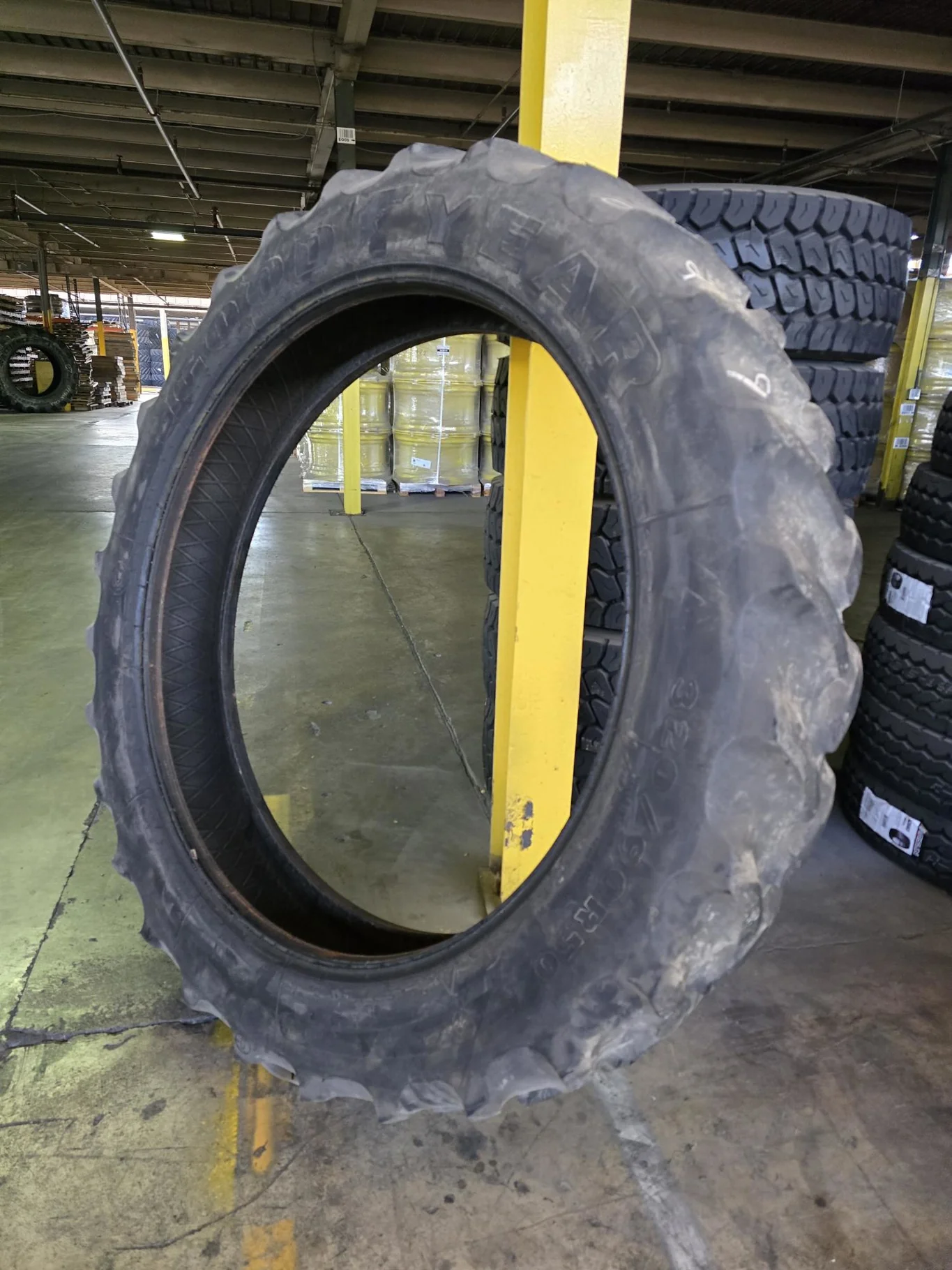 Used 320/90R50 161B Goodyear DT800 TL R-1W 40-45% image 4