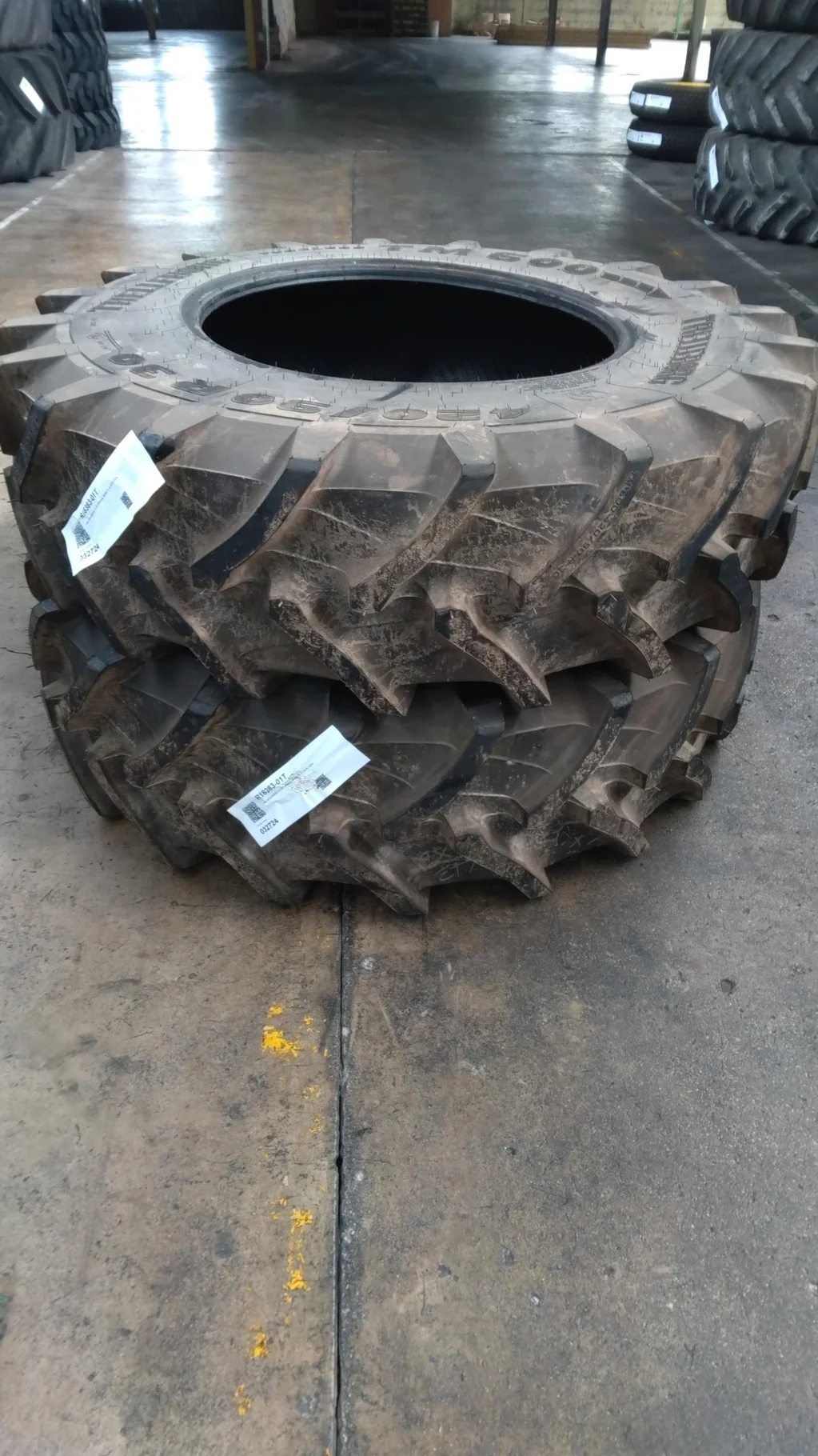 Take-off 420/90R30 147A8 Trelleborg TM 600 TL R-1W 95-100% image 4